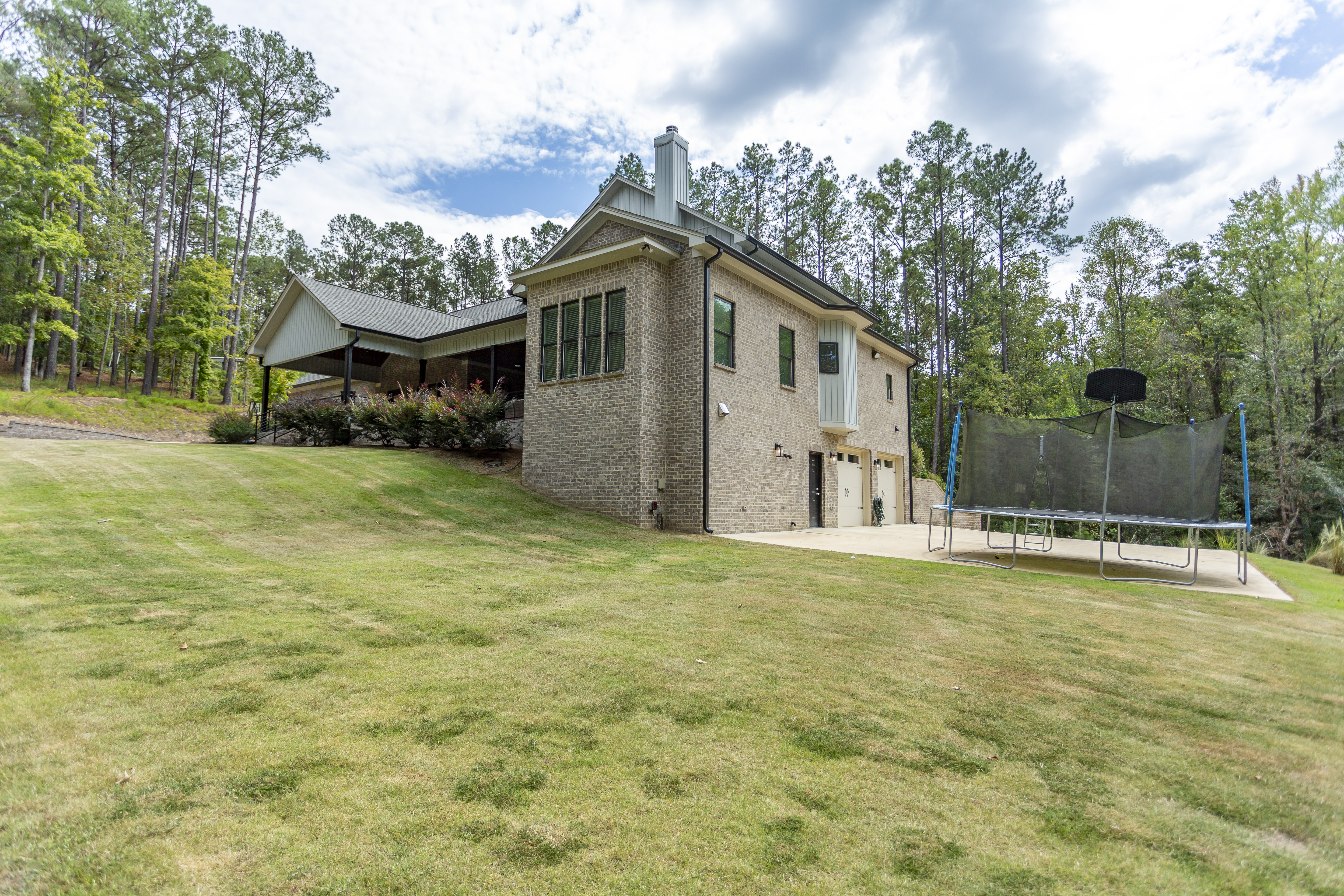 Helena, Alabama, 35080, United States, 5 Bedrooms Bedrooms, ,5 BathroomsBathrooms,Residential,For Sale,1979427