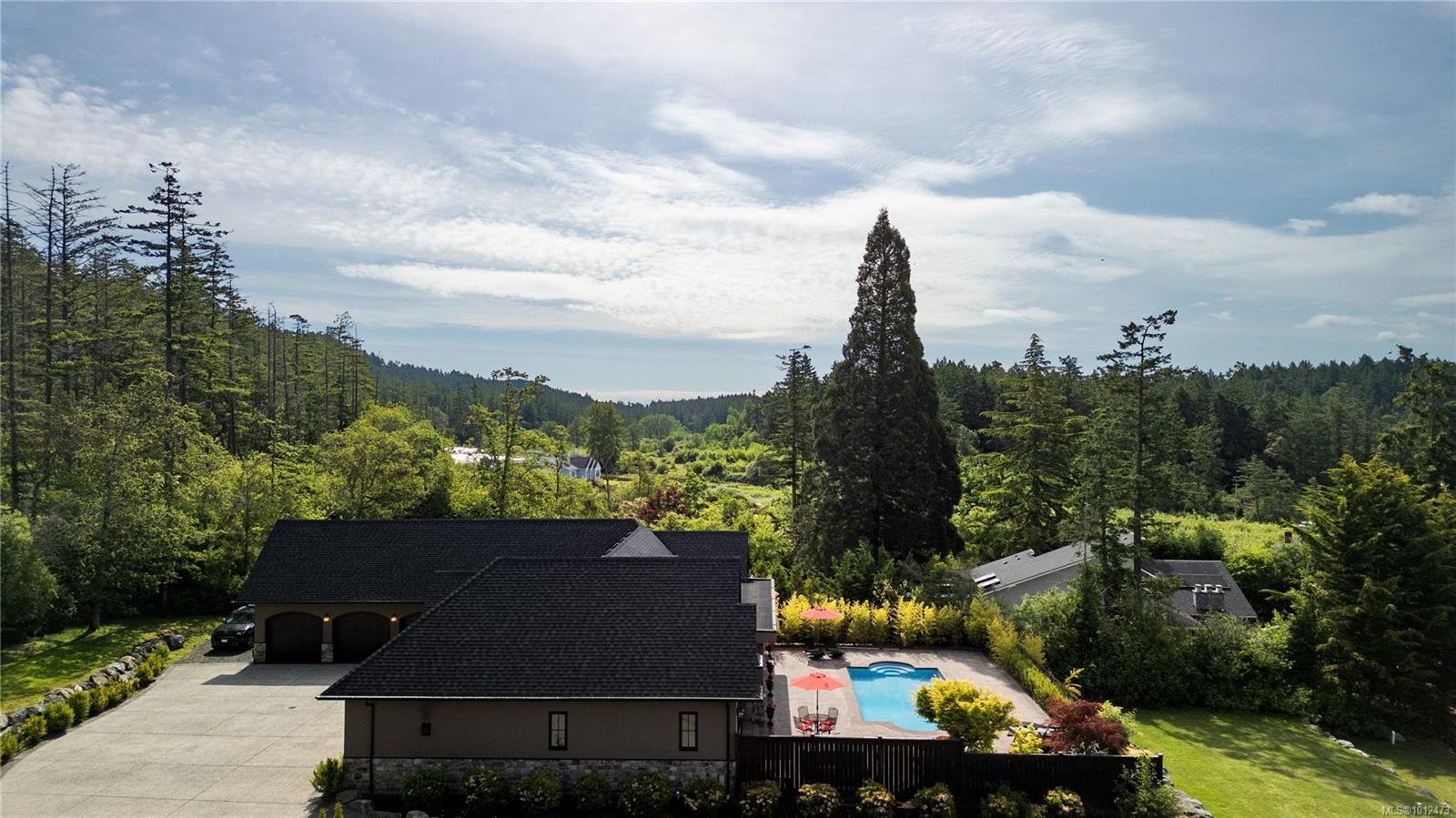 NORTH SAANICH, British Columbia, V8L 5M1, CA, 3 Bedrooms Bedrooms, ,Residential,For Sale,1948339