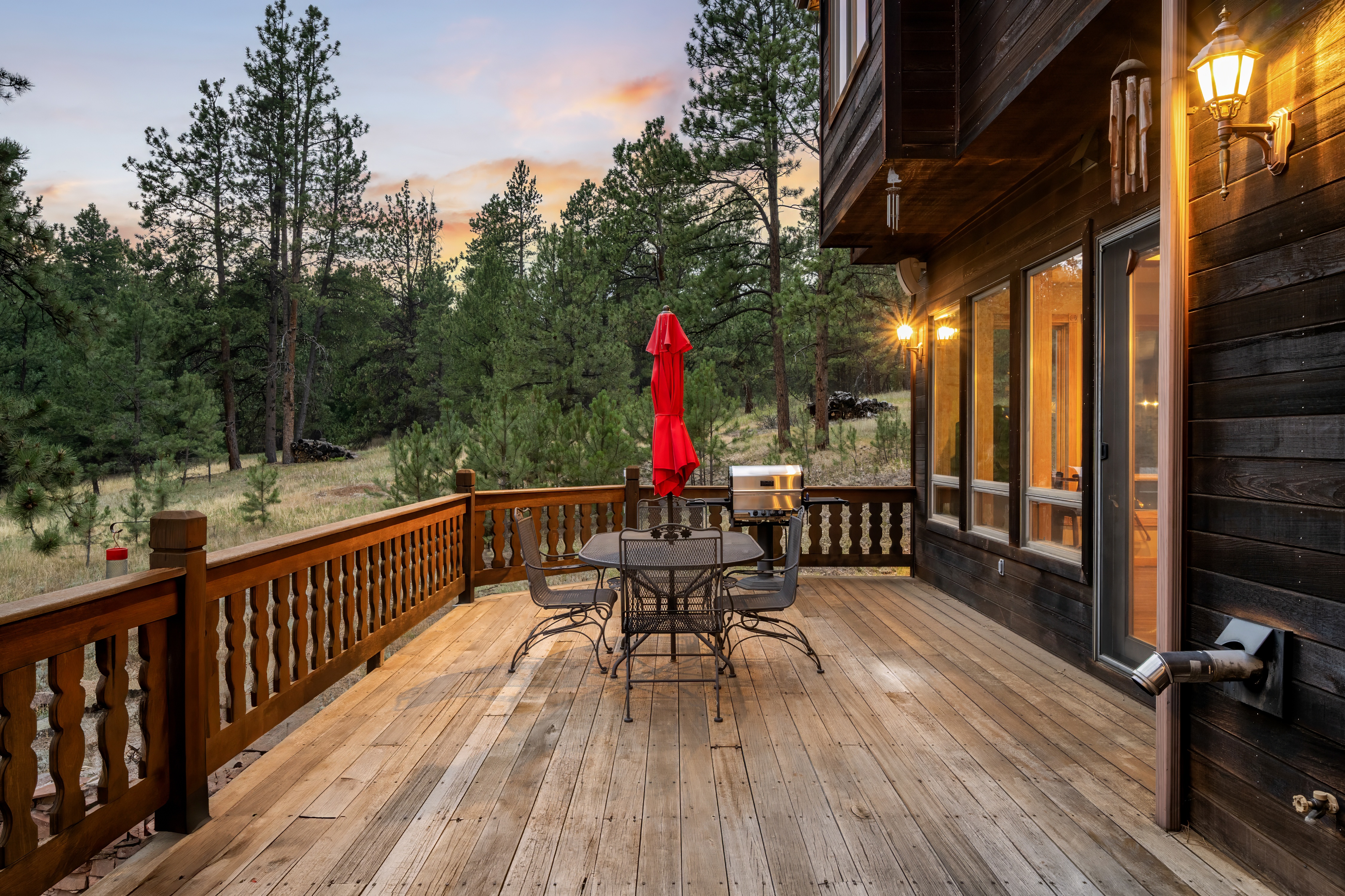  Colorado Living in Impressive 8,200 sq ft Home Backing to Pike National Forest - 物件實景