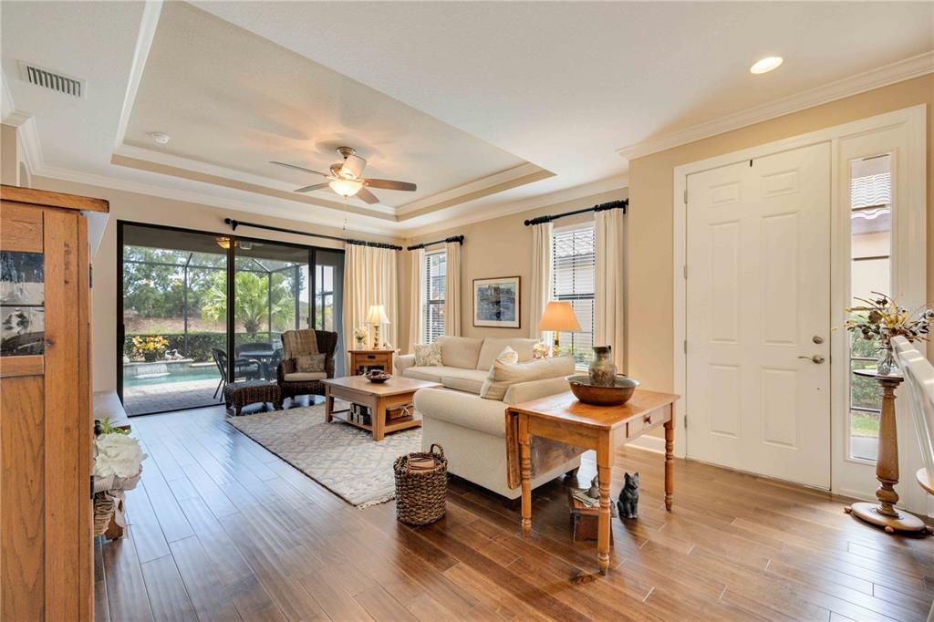 Bradenton, Florida, 34211, United States, 2 Bedrooms Bedrooms, ,2 BathroomsBathrooms,Residential,For Sale,1991632