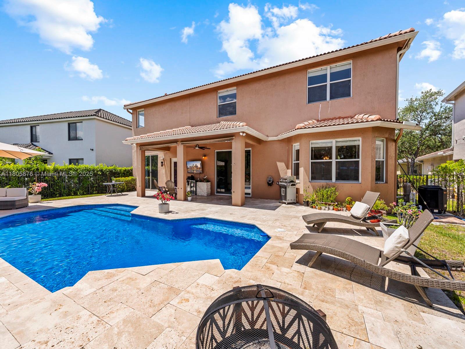 Weston, Florida, 33332, United States, 5 Bedrooms Bedrooms, ,5 BathroomsBathrooms,Residential,For Sale,1826480