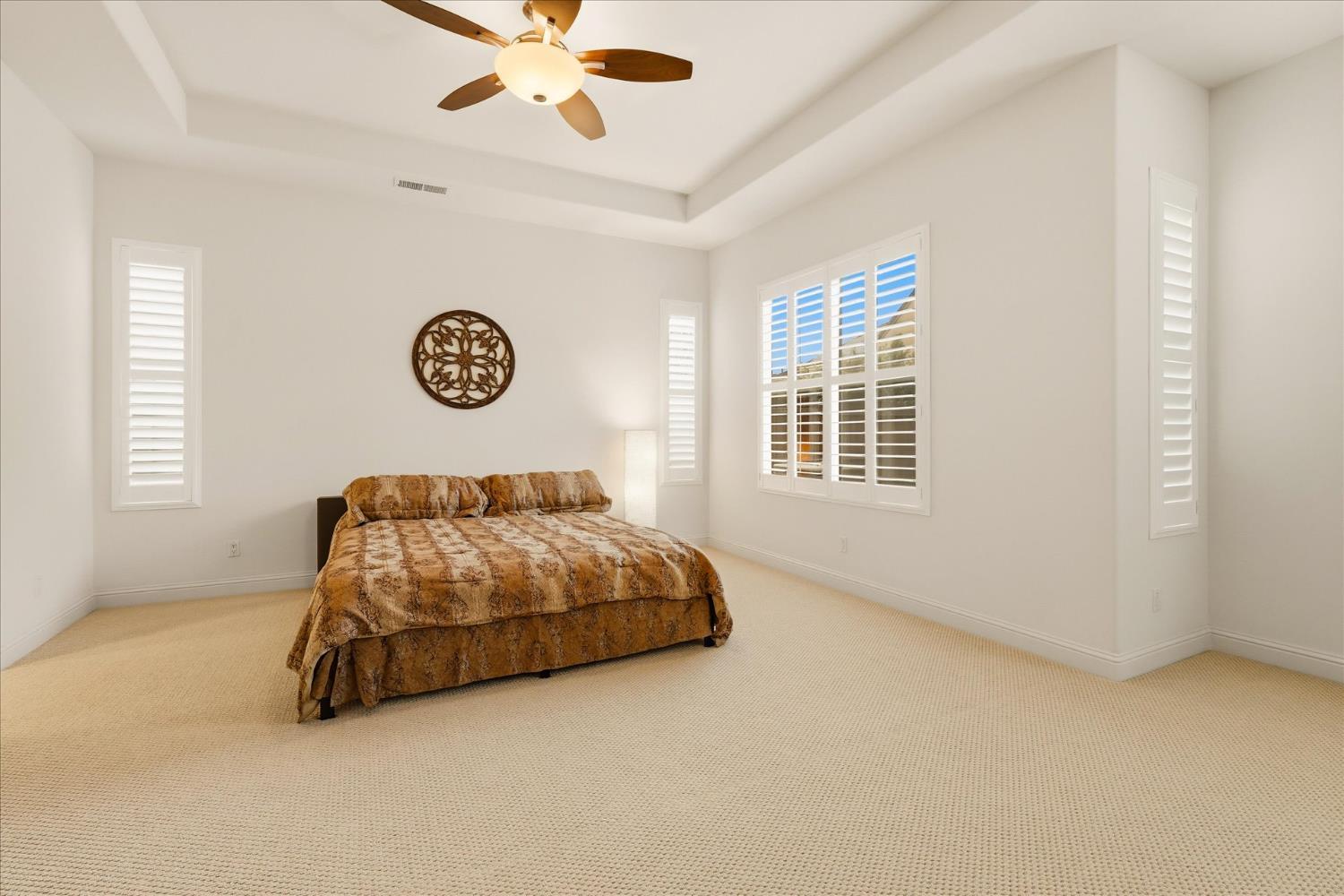 Clovis, California, 93619, United States, 3 Bedrooms Bedrooms, ,2 BathroomsBathrooms,Residential,For Sale,2005966