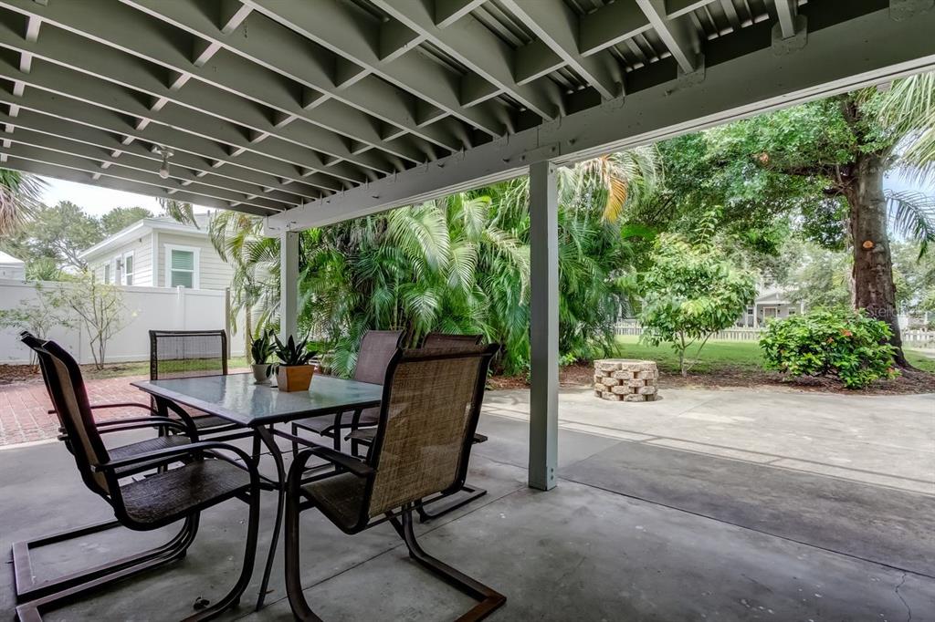 St Petersburg, Florida, 33701, United States, 3 Bedrooms Bedrooms, ,4 BathroomsBathrooms,Residential,For Sale,1895671
