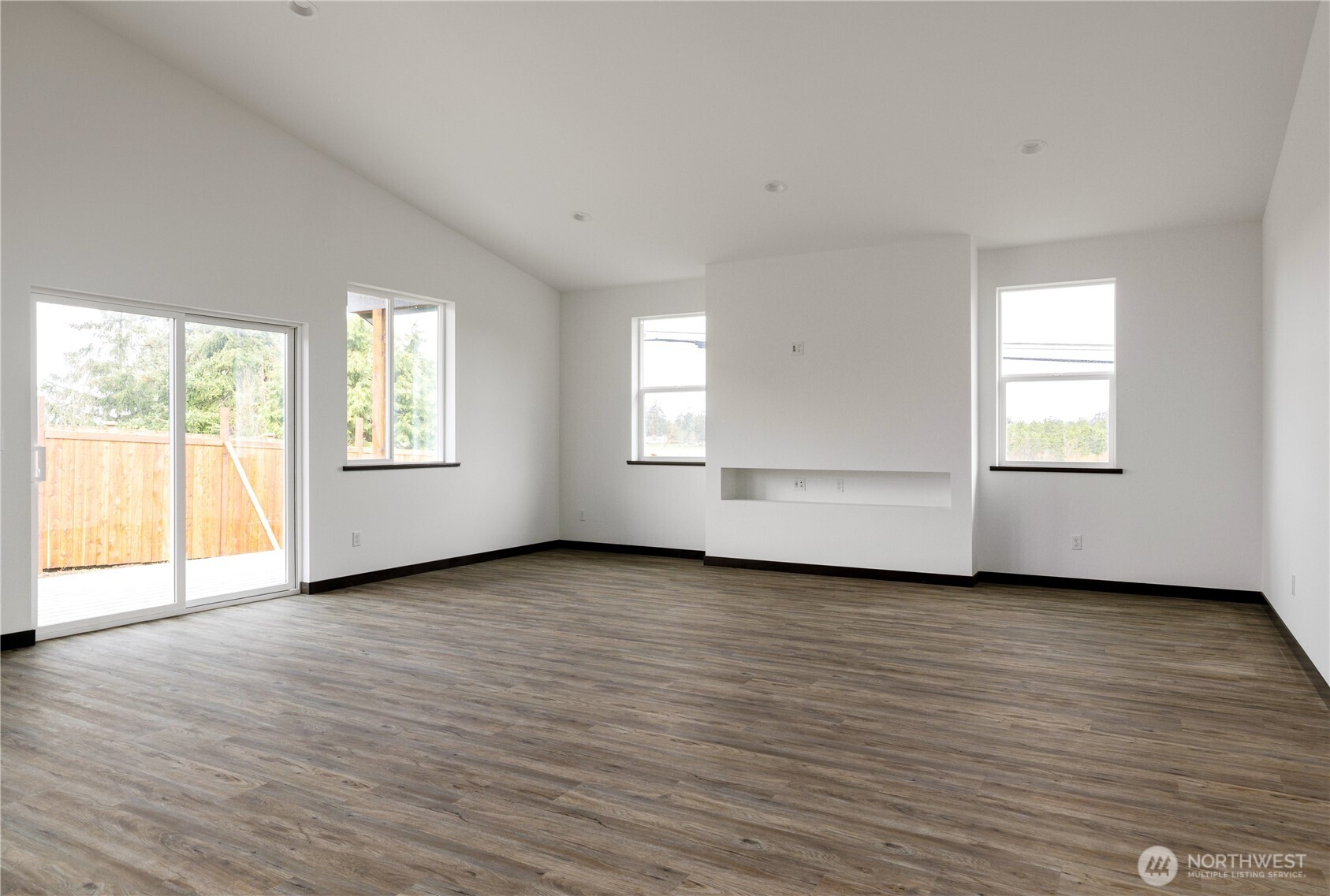 Oak Harbor, Washington, 98277, United States, 3 Bedrooms Bedrooms, ,1 BathroomBathrooms,Residential,For Sale,1759777