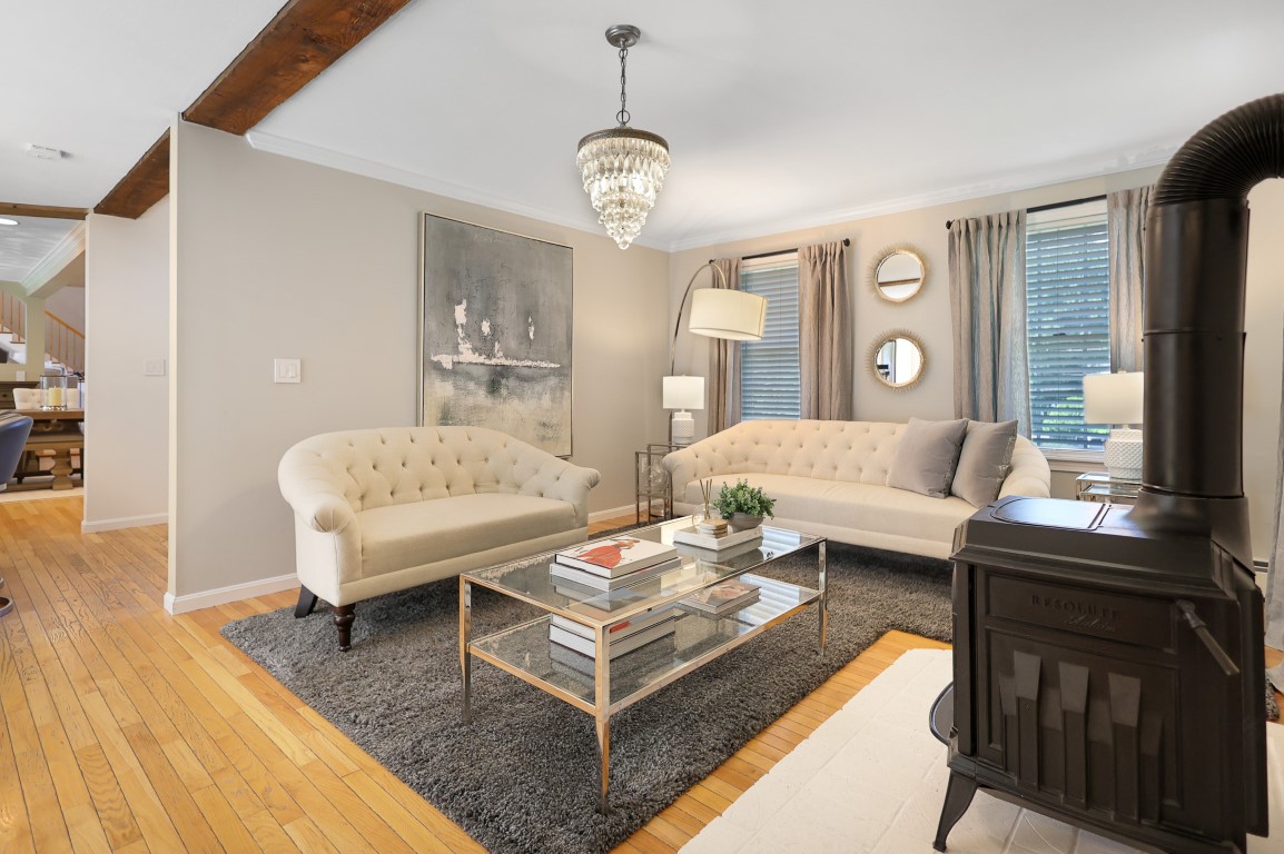 Derry, New Hampshire, 03038, United States, 3 Bedrooms Bedrooms, ,3 BathroomsBathrooms,Residential,For Sale,1886983