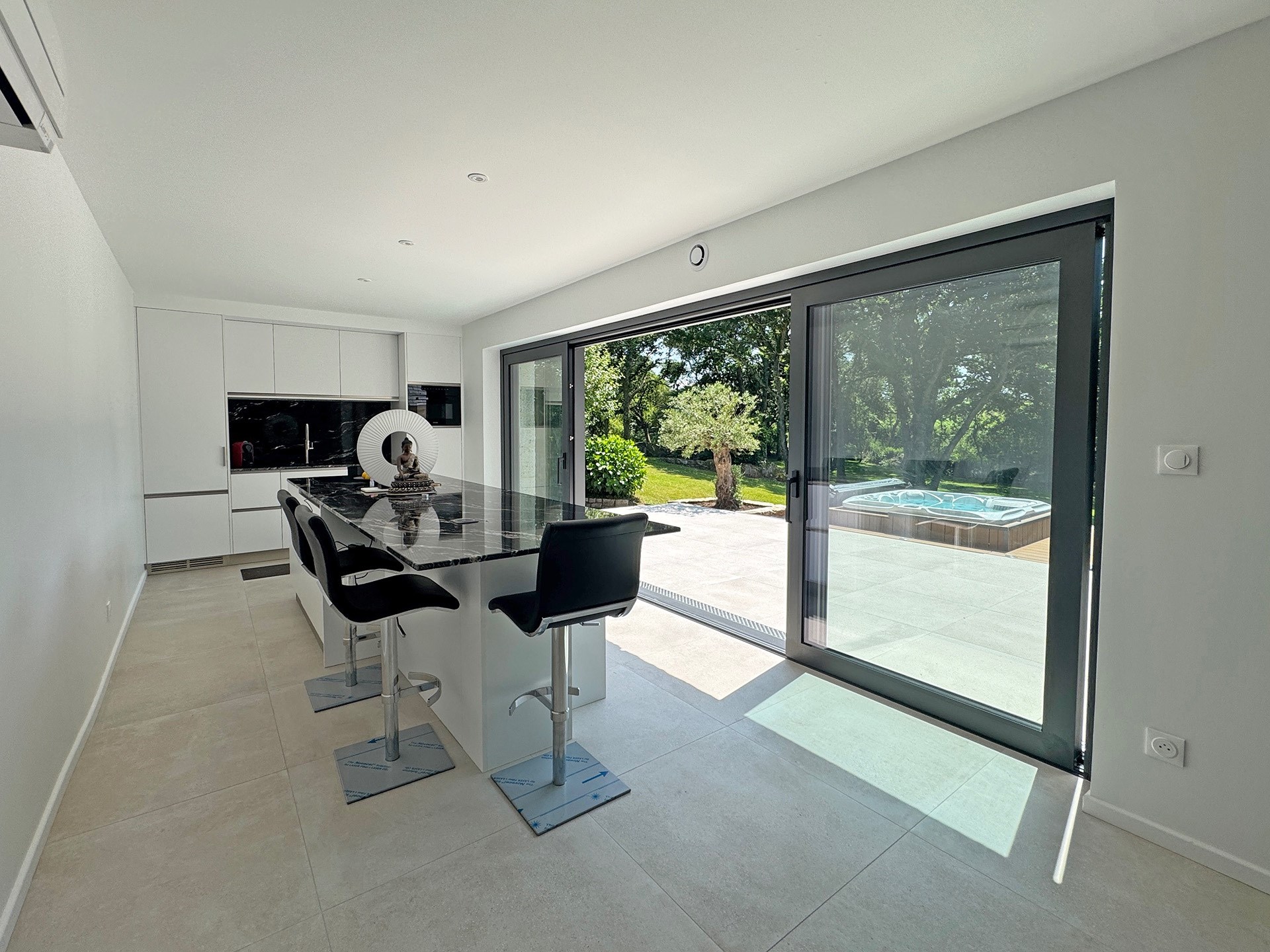  BRELES, RENOVATED STONE HOUSE IN THE CENTER OF NATURE - 物件實景