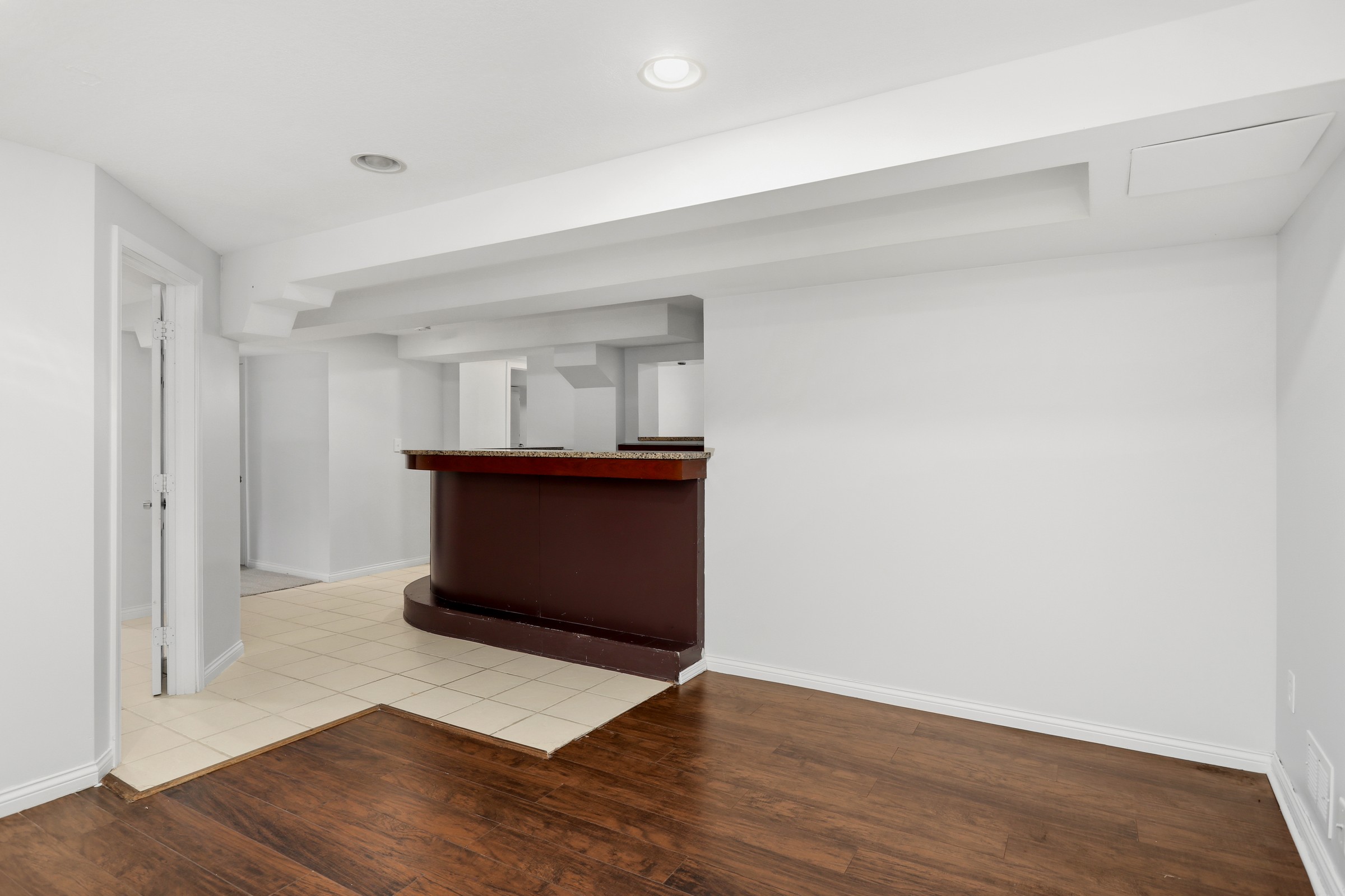  8609 West River Road, Brooklyn Park, MN 55444 - 物件實景