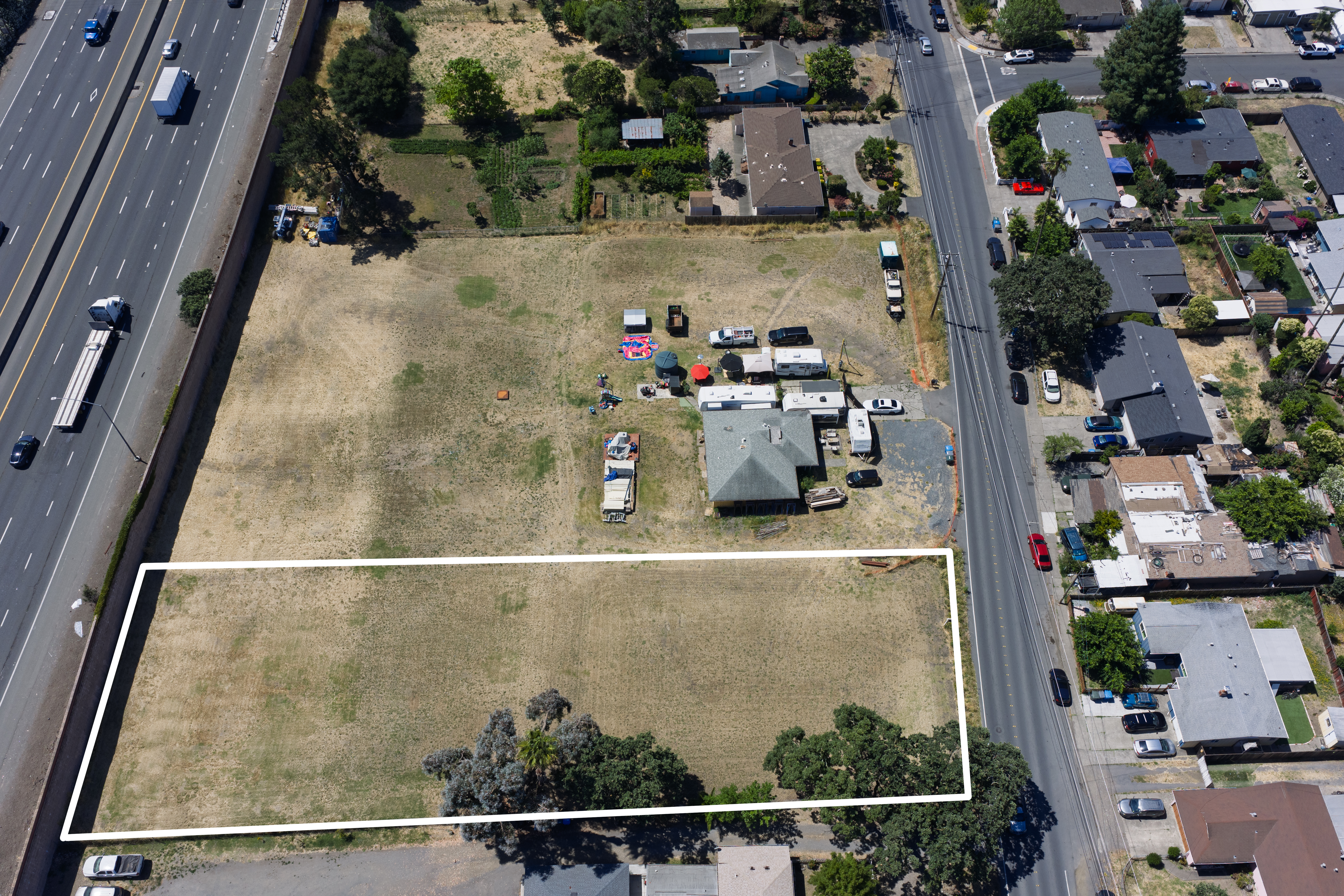  2154 Corby Avenue, Santa Rosa, CA 95407 - 物件實景