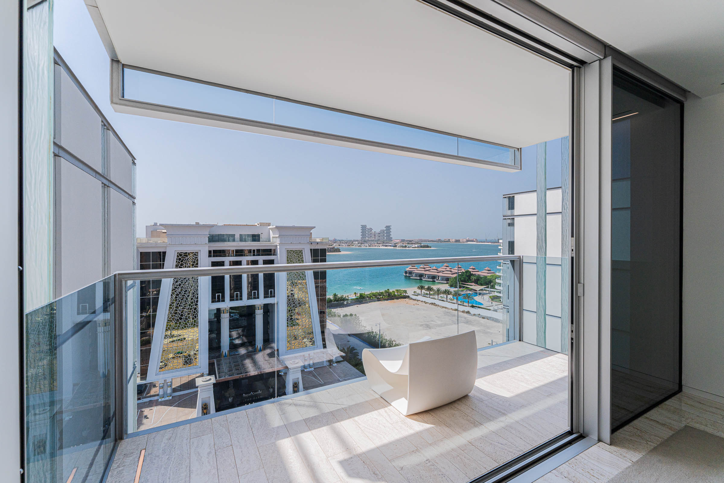  Apartment with Spacious Terrace and Sea View in Muraba - 物件實景
