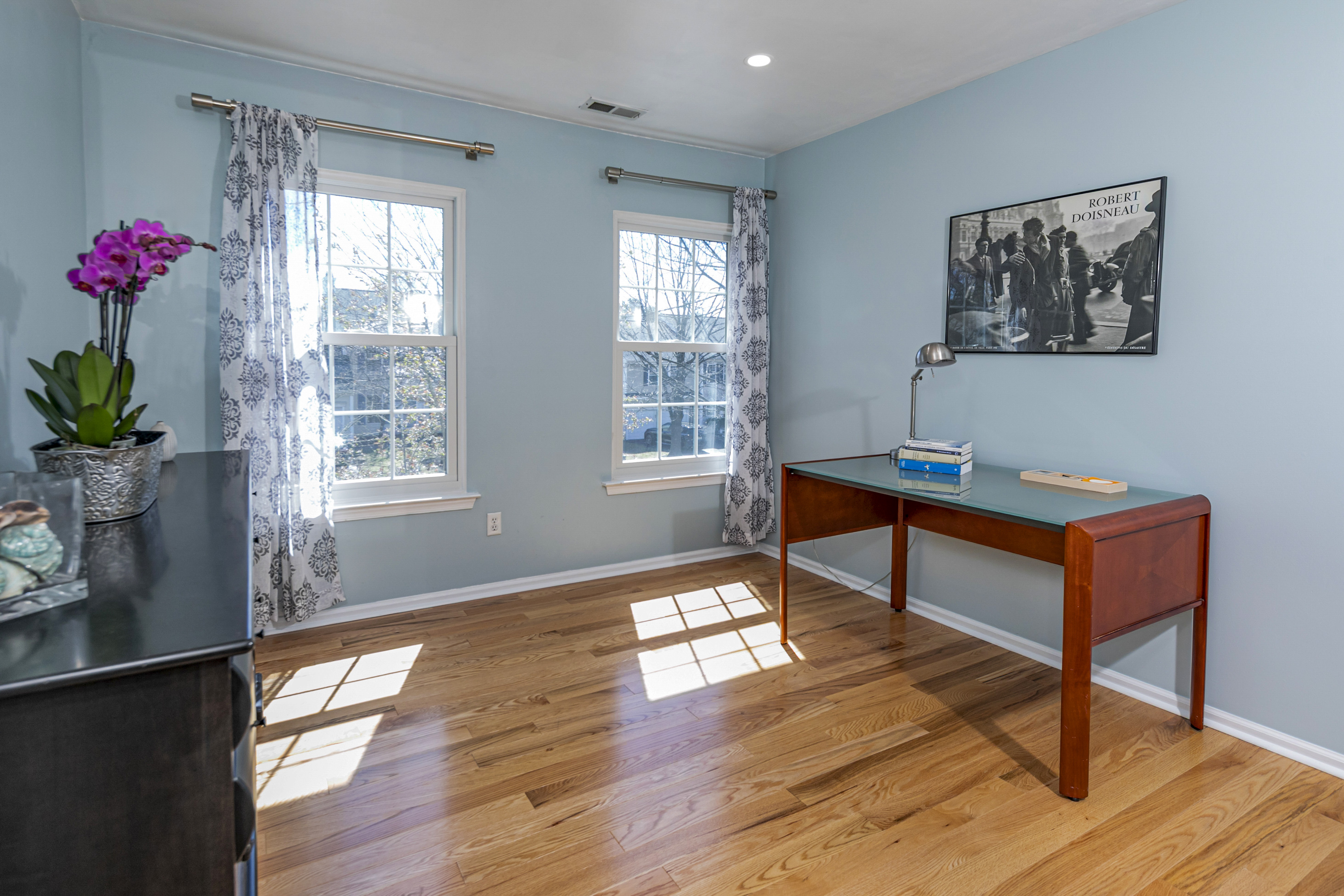  Sunny Home with Smart Improvements Throughout - 物件實景