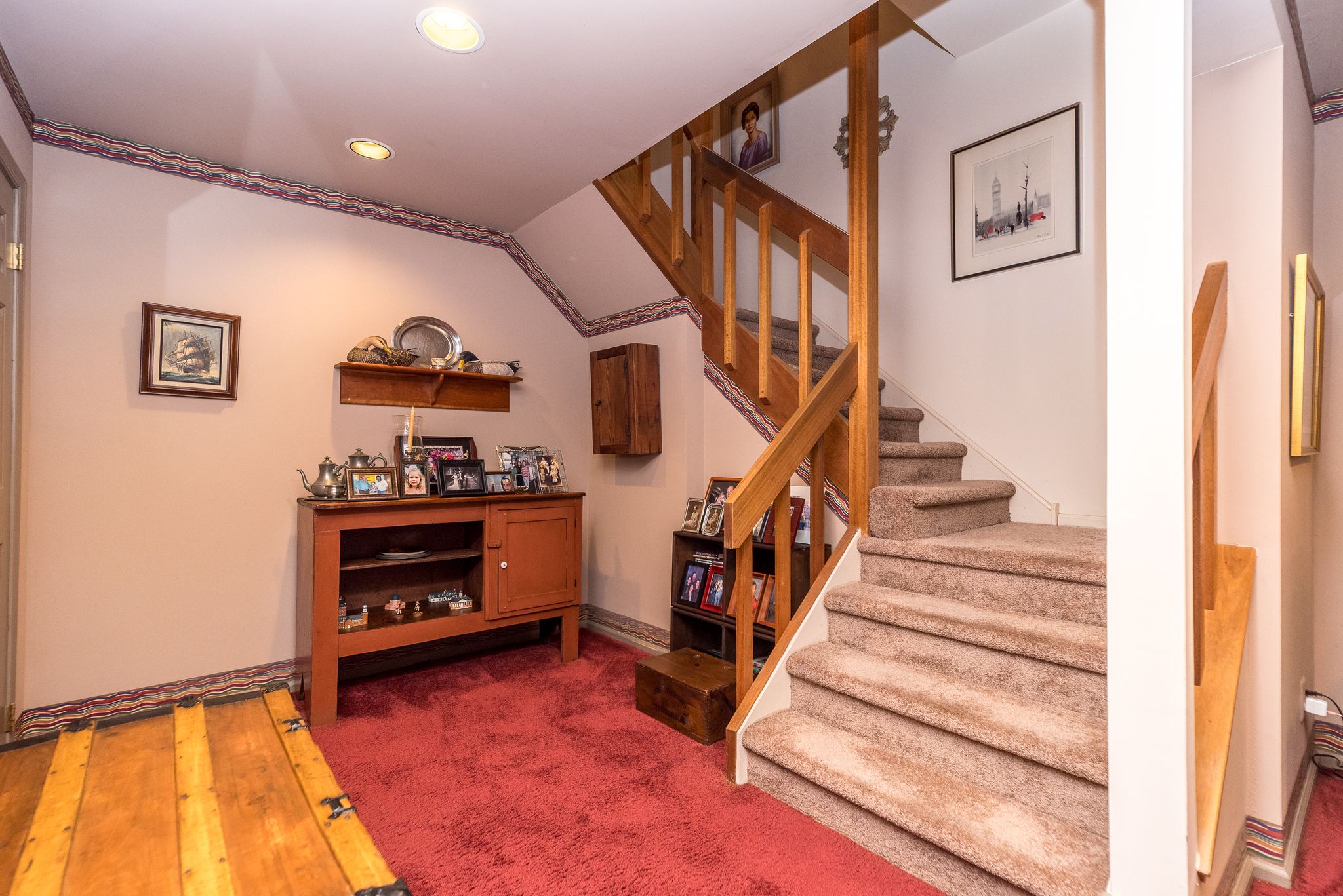 Chesterbrook, Pennsylvania, 19087, United States, 2 Bedrooms Bedrooms, ,3 BathroomsBathrooms,Residential,For Sale,1978885