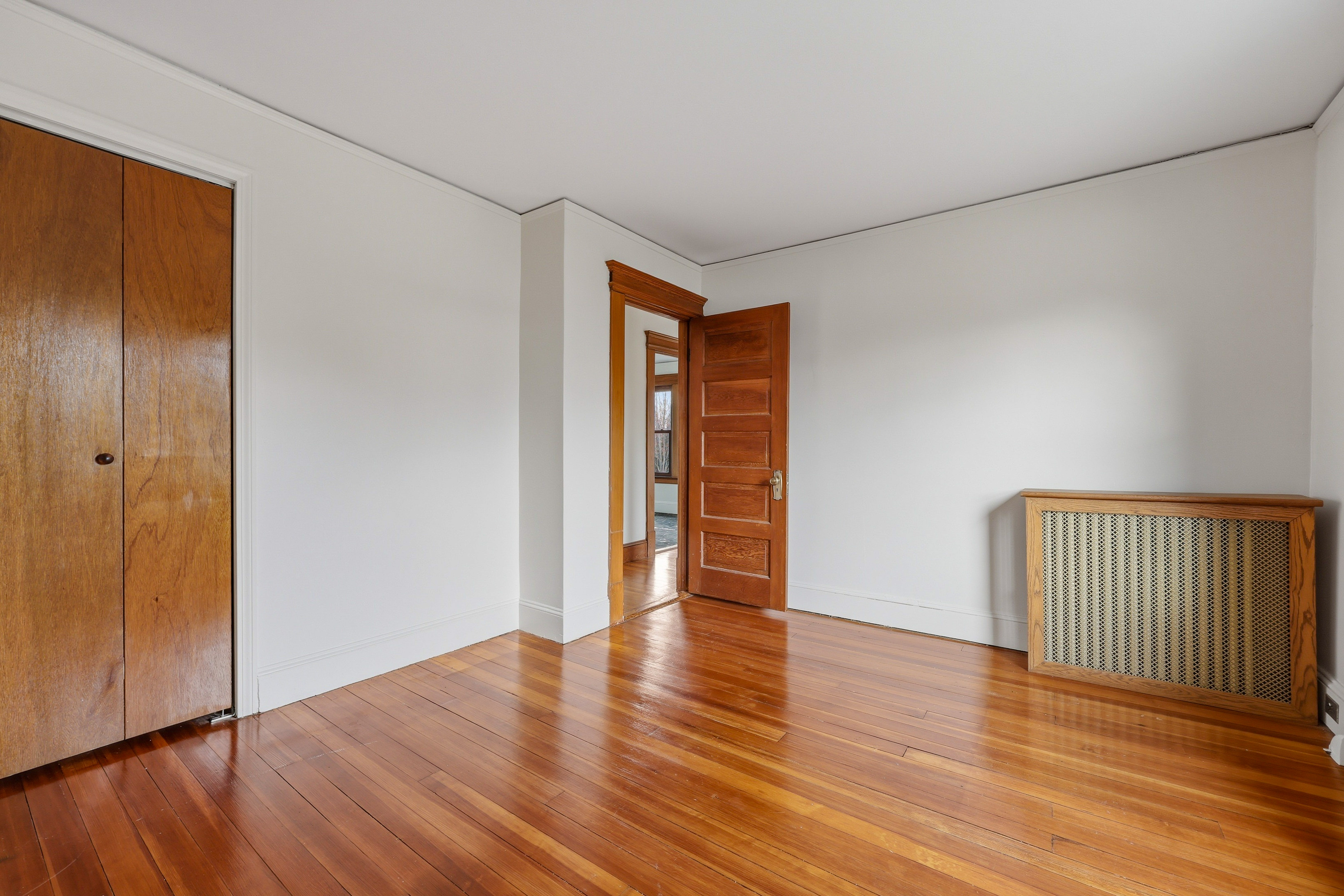  A Classic 1913 Colonial Set in the South Farms Area - 物件實景