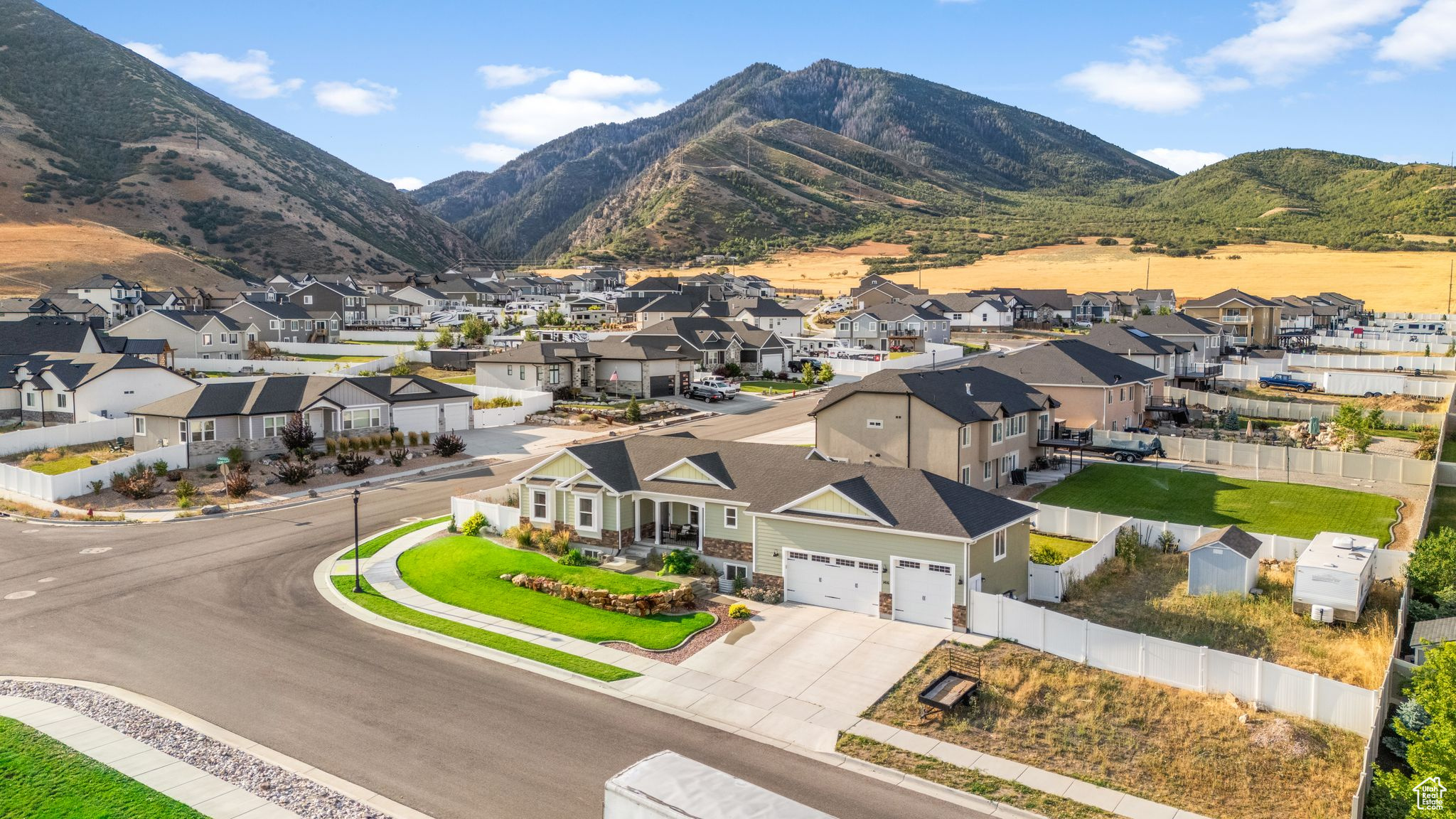 Tooele, Utah, 84074, United States, 5 Bedrooms Bedrooms, ,3 BathroomsBathrooms,Residential,For Sale,1907581