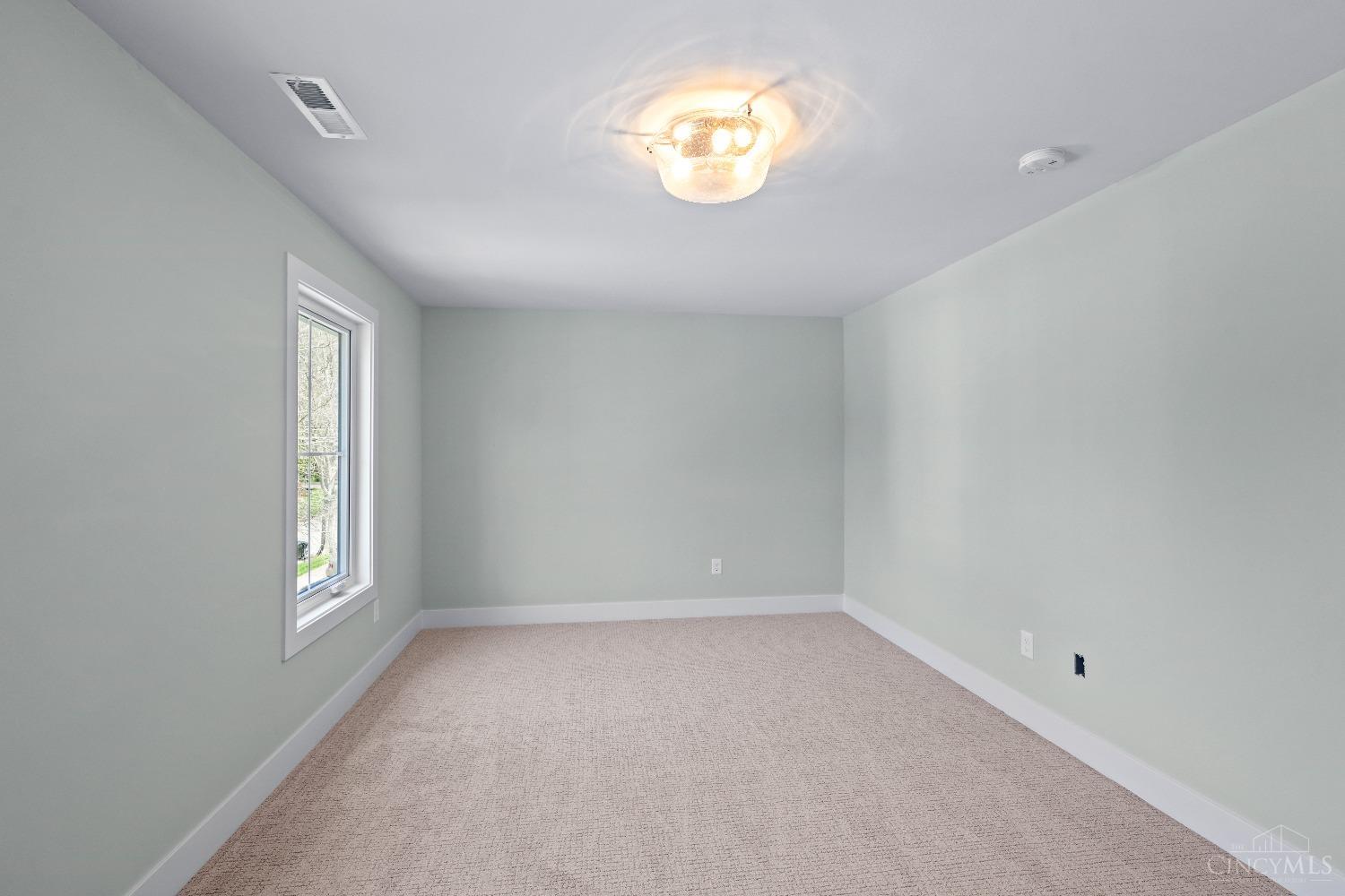 Cincinnati, Ohio, 45208, United States, 3 Bedrooms Bedrooms, ,4 BathroomsBathrooms,Residential,For Sale,1784829