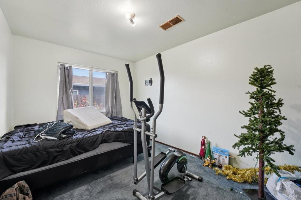 Salinas, California, 93906, United States, 3 Bedrooms Bedrooms, ,2 BathroomsBathrooms,Residential,For Sale,2012304