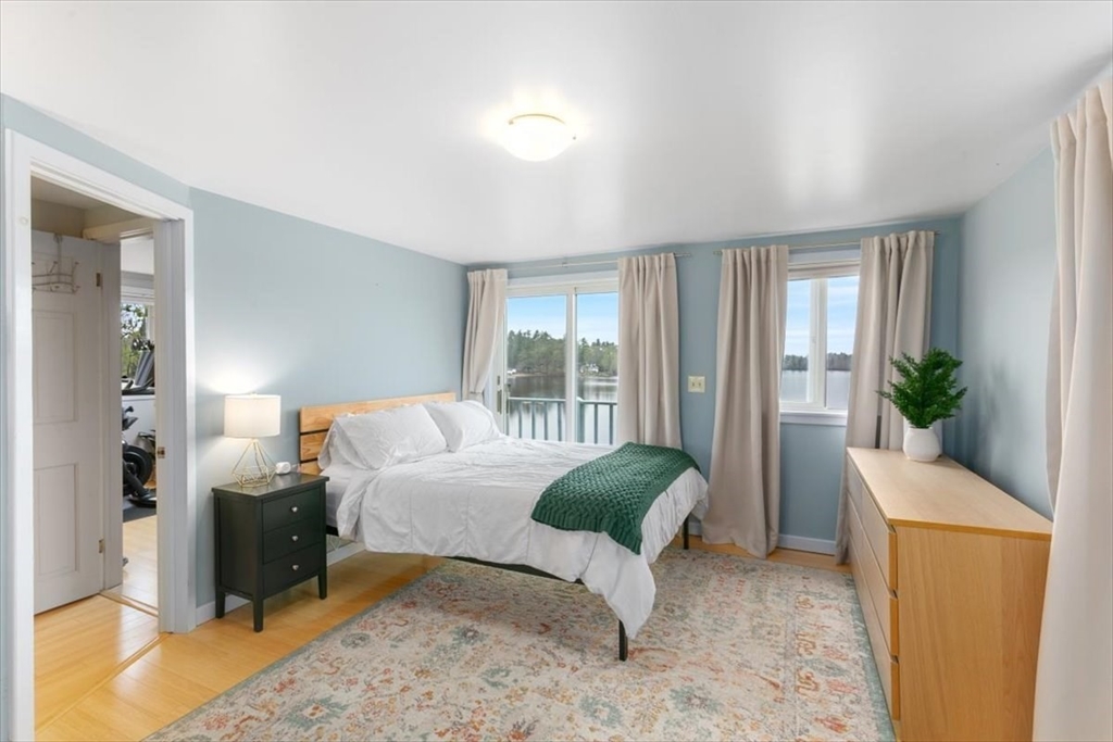 Kingston, New Hampshire, 03848, United States, 2 Bedrooms Bedrooms, ,2 BathroomsBathrooms,Residential,For Sale,1879269