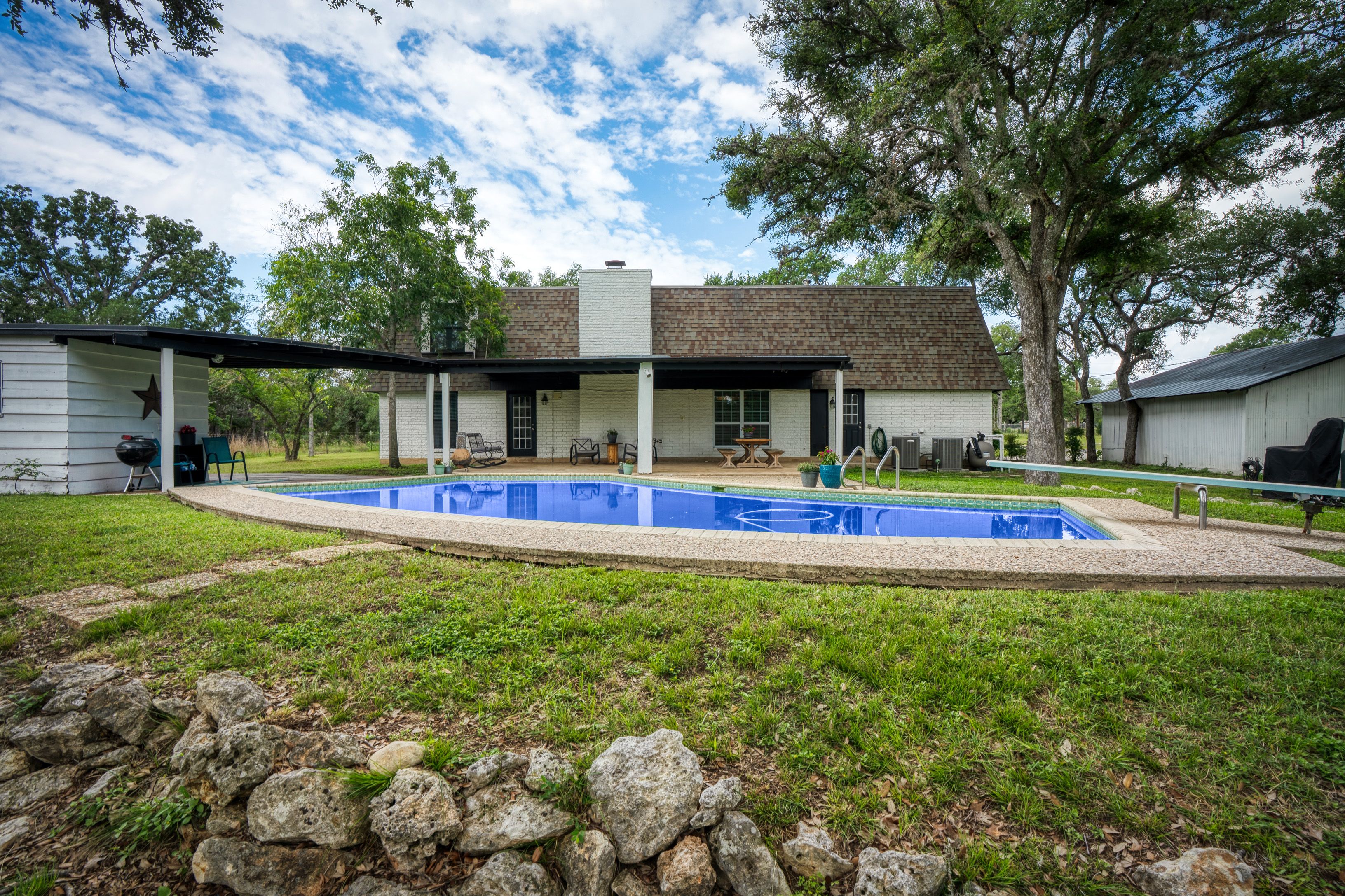  Chateau-Inspired Retreat with Pool and Stables - 物件實景