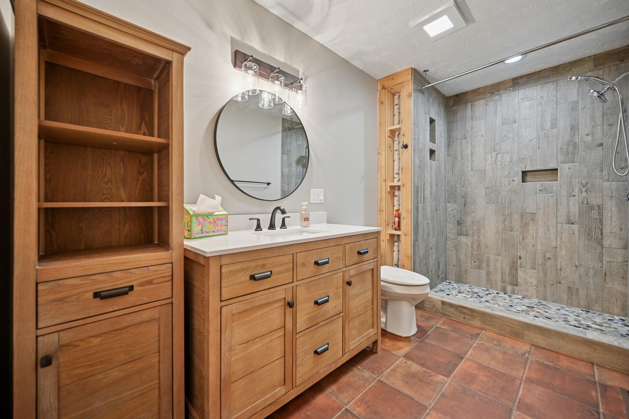 Burlington, Kentucky, 41005, United States, 3 Bedrooms Bedrooms, ,2 BathroomsBathrooms,Residential,For Sale,1989647