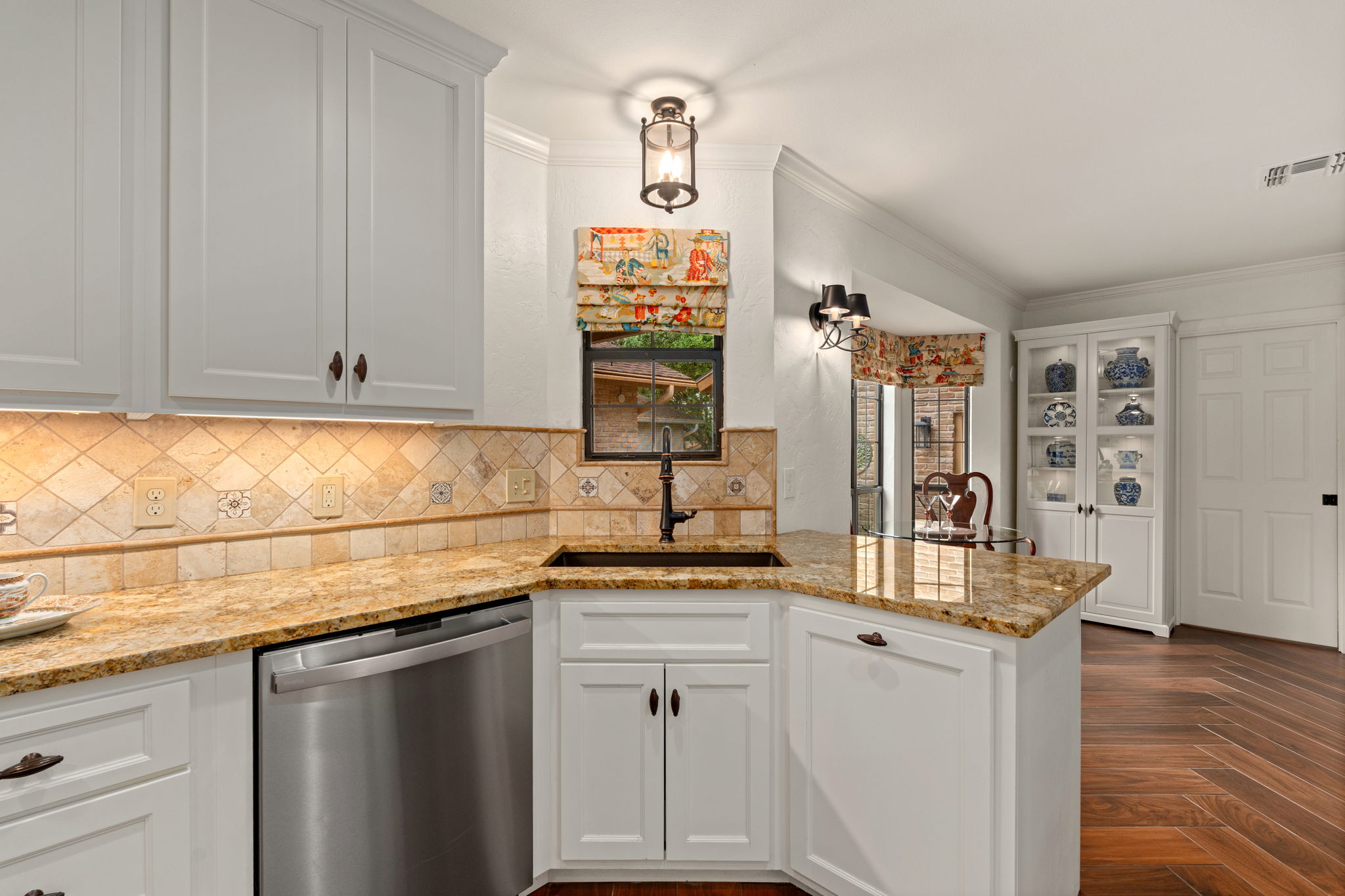  Jewel of Hunters Creek - 物件實景