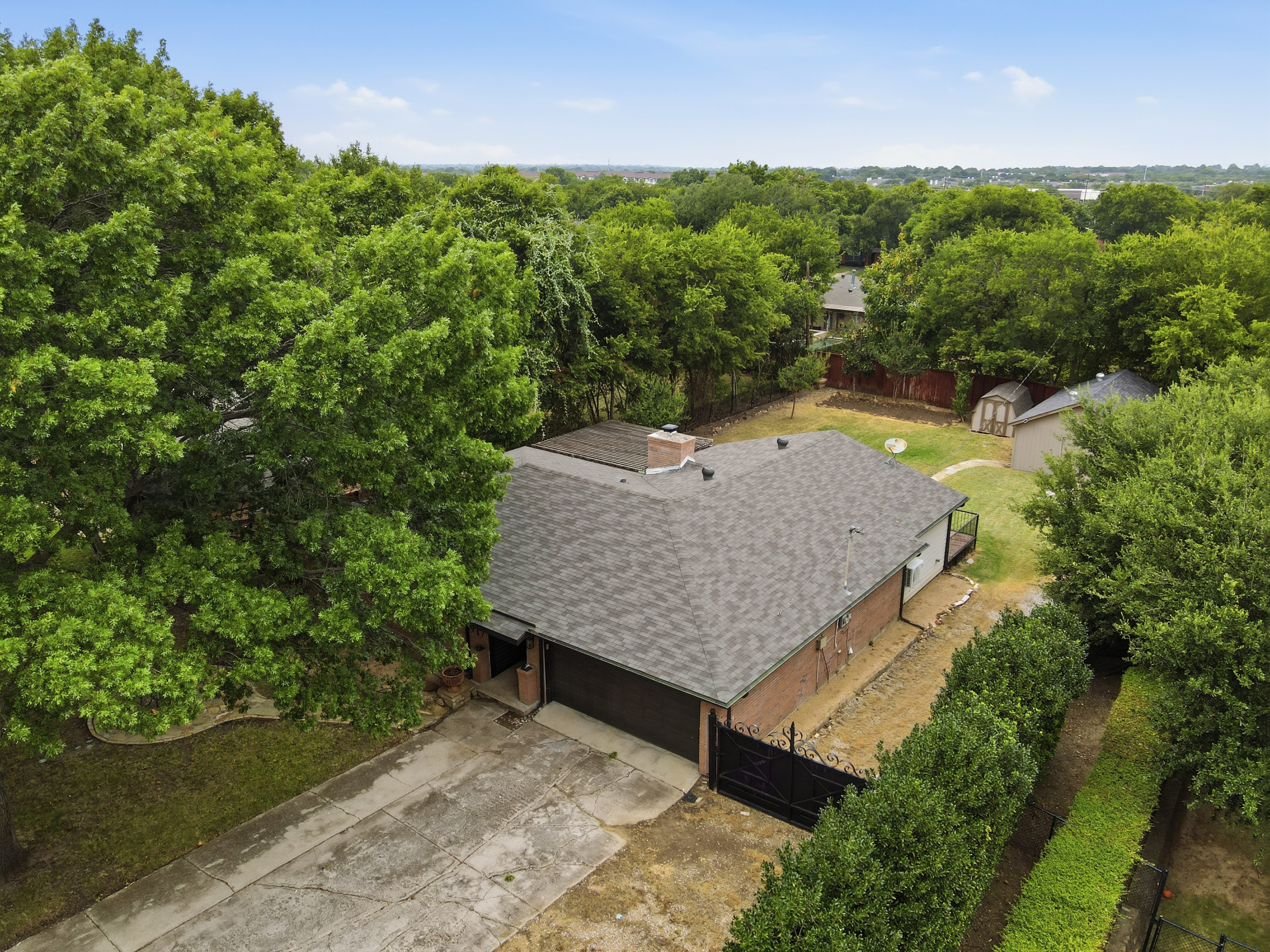  A Rare Opportunity to Live in Historic Downtown Grapevine - 物件實景