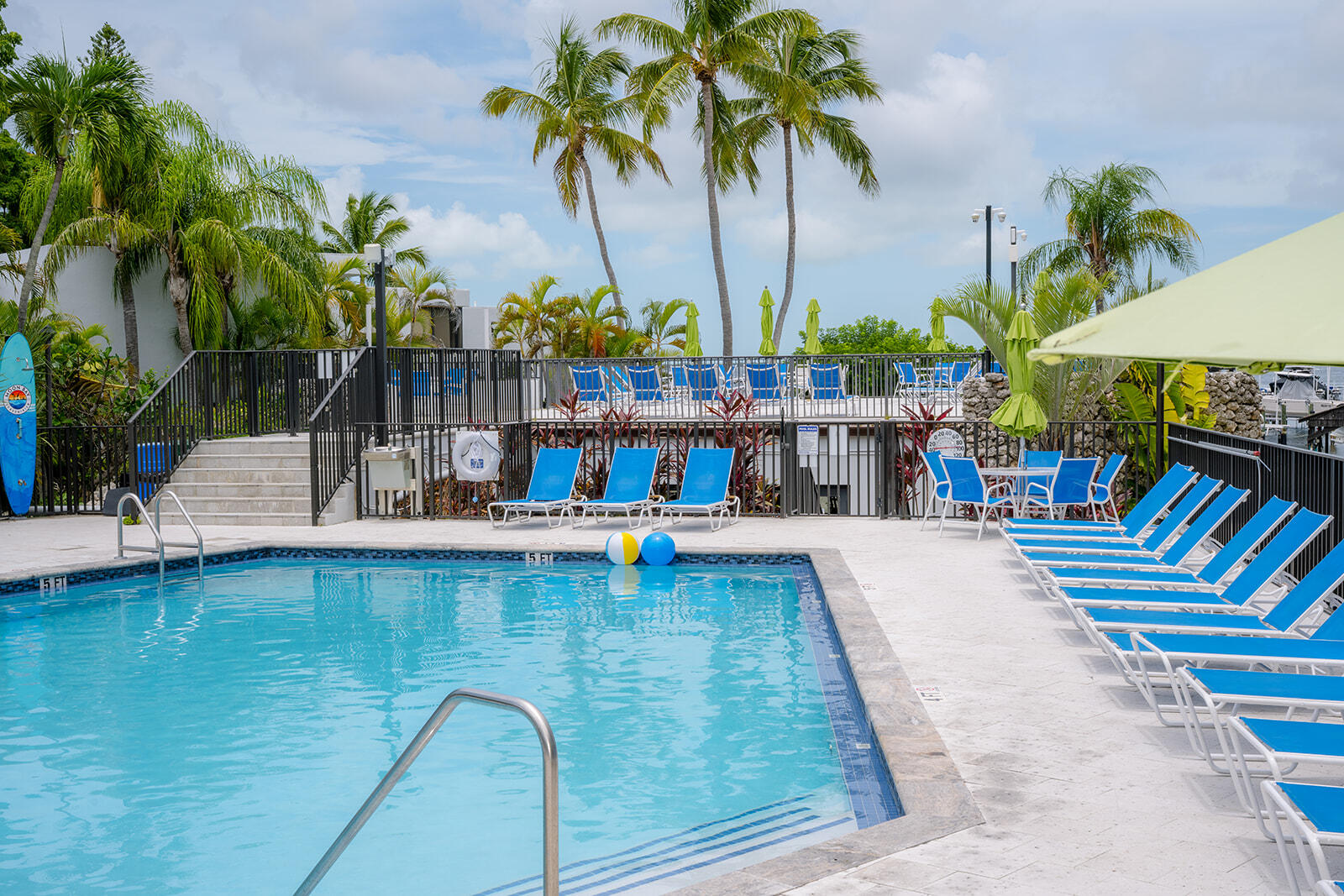 KEY LARGO, Florida, 33037, United States, 2 Bedrooms Bedrooms, ,2 BathroomsBathrooms,Residential,For Sale,1891316