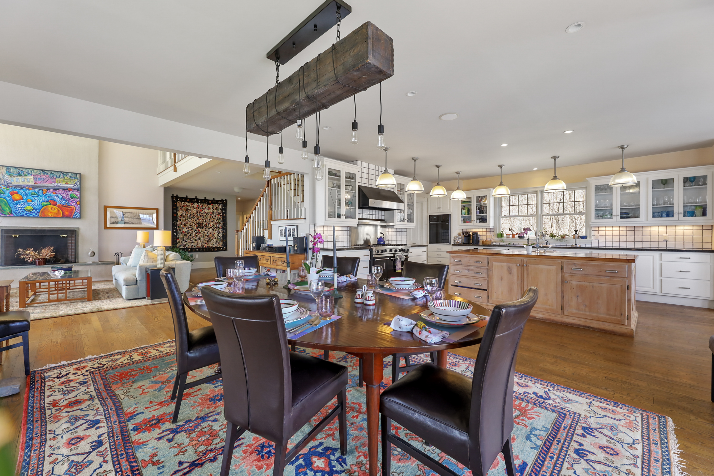  Exquisite Tudor Estate Set on 18+ Breathtaking Acres with Stunning Panoramic Vie - 物件實景