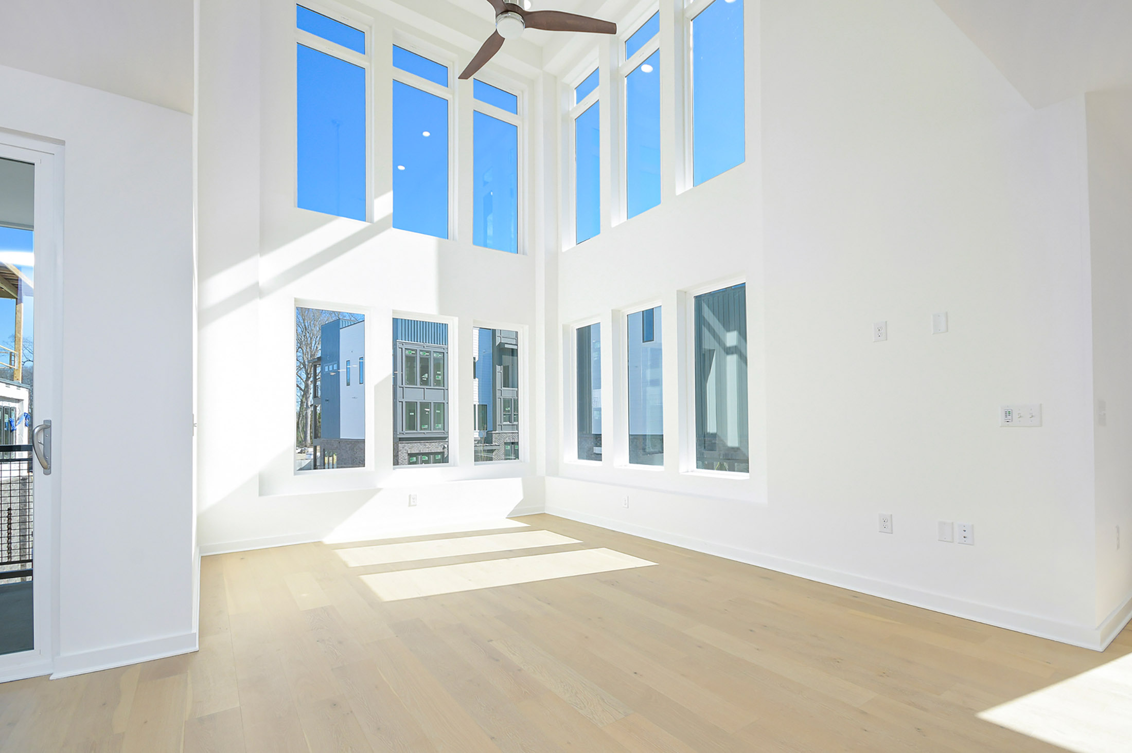  modern luxury in the heart of grant  park - 物件實景