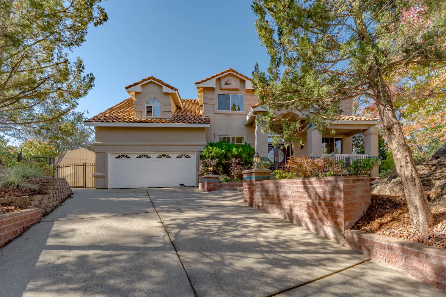 El Dorado Hills, California, 95762, United States, 4 Bedrooms Bedrooms, ,3 BathroomsBathrooms,Residential,For Sale,1987748