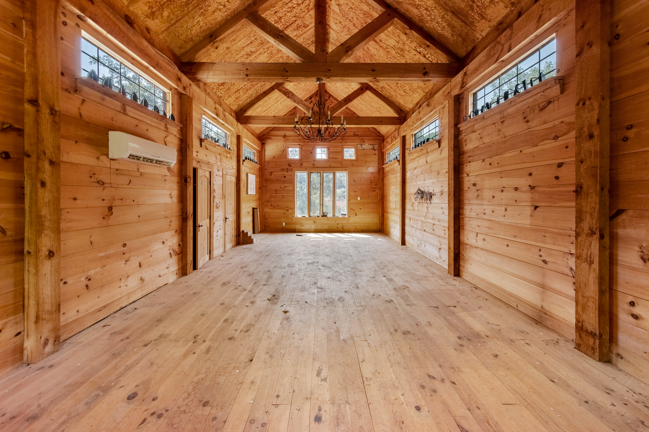  A Timeless Farmhouse Retreat on 7.3 Acres in Milton near Birmingham Crossroads - 物件實景