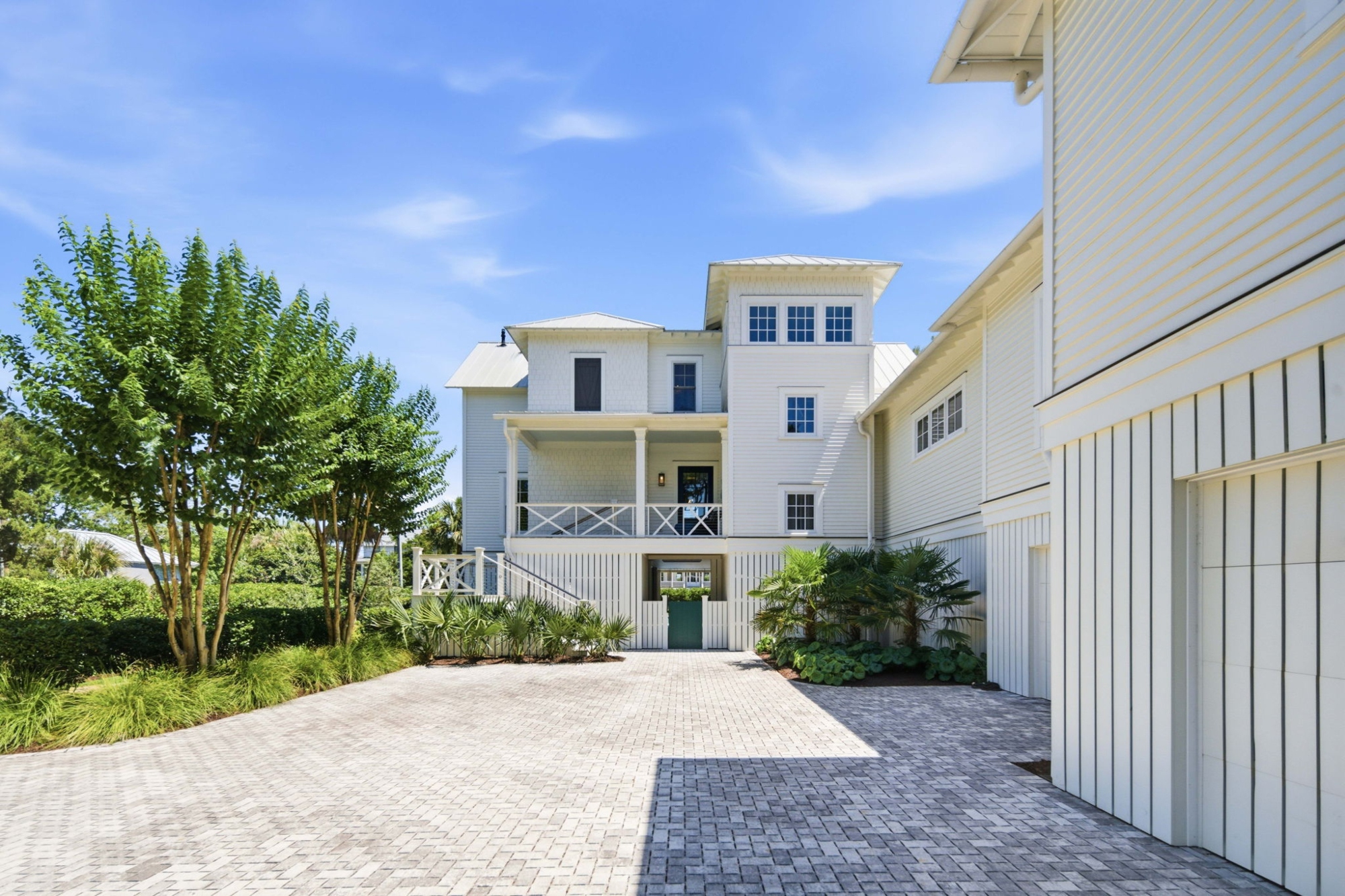  Second-Row Coastal Retreat with Private Pool & Spa - 物件實景