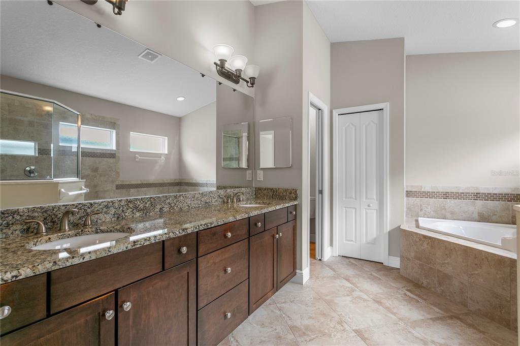 Tampa, Florida, 33647, United States, 5 Bedrooms Bedrooms, ,3 BathroomsBathrooms,Residential,For Sale,1987732