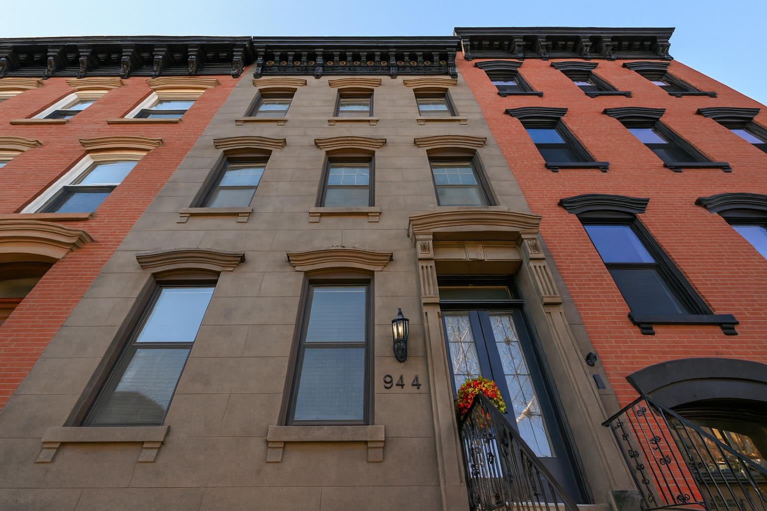 Hoboken, New Jersey, 07030, United States, 5 Bedrooms Bedrooms, ,3 BathroomsBathrooms,Residential,For Sale,2003289