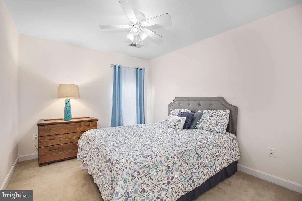 Fredericksburg, Virginia, 22406, United States, 4 Bedrooms Bedrooms, ,3 BathroomsBathrooms,Residential,For Sale,1934657