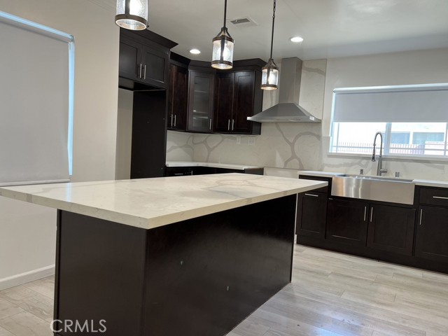 Downey, California, 90242, United States, 4 Bedrooms Bedrooms, ,2 BathroomsBathrooms,Residential,For Sale,1975932