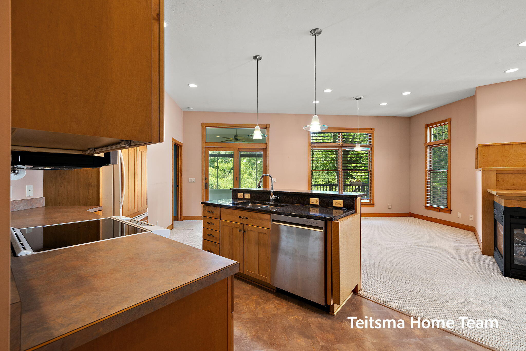 Spring Lake, Michigan, 49456, United States, 2 Bedrooms Bedrooms, ,3 BathroomsBathrooms,Residential,For Sale,1901119