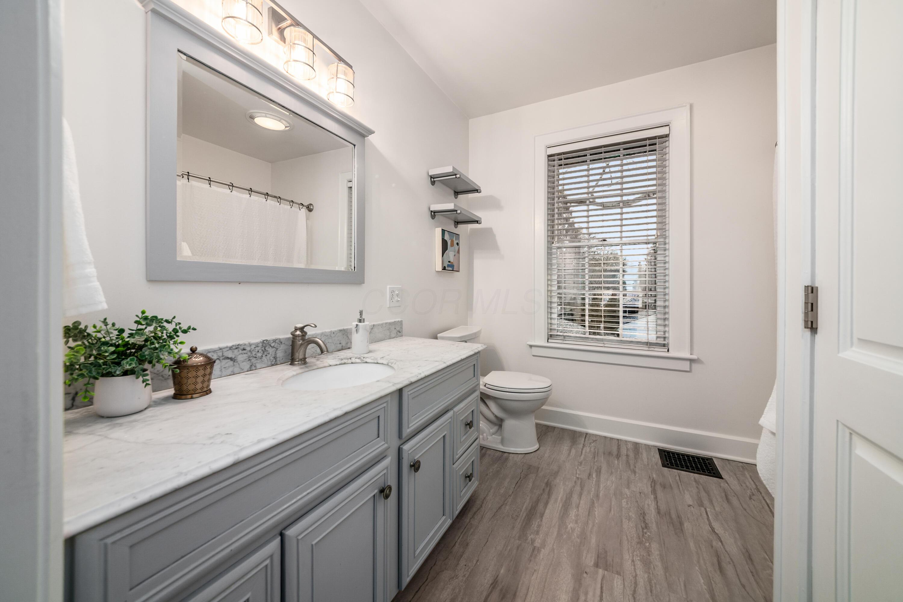 Columbus, Ohio, 43214, United States, 4 Bedrooms Bedrooms, ,3 BathroomsBathrooms,Residential,For Sale,1996077