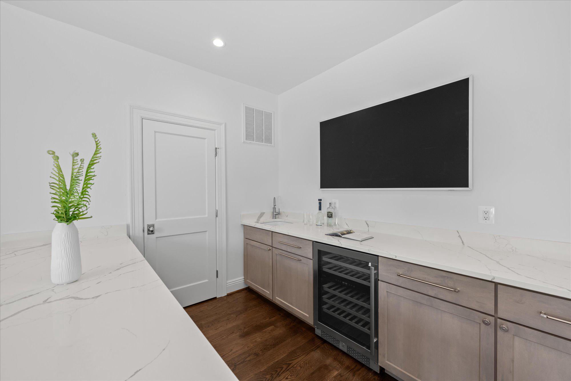  4631 49th Street NW, Washington, DC, 20016 - 物件實景
