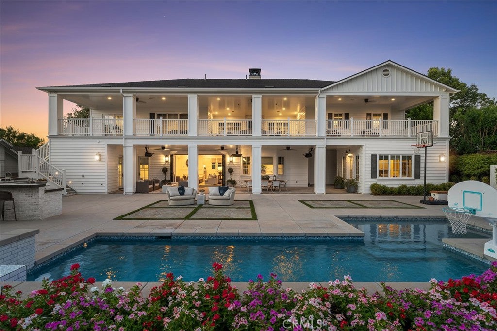 Redlands, California, 92373, United States, 5 Bedrooms Bedrooms, ,6 BathroomsBathrooms,Residential,For Sale,1984155