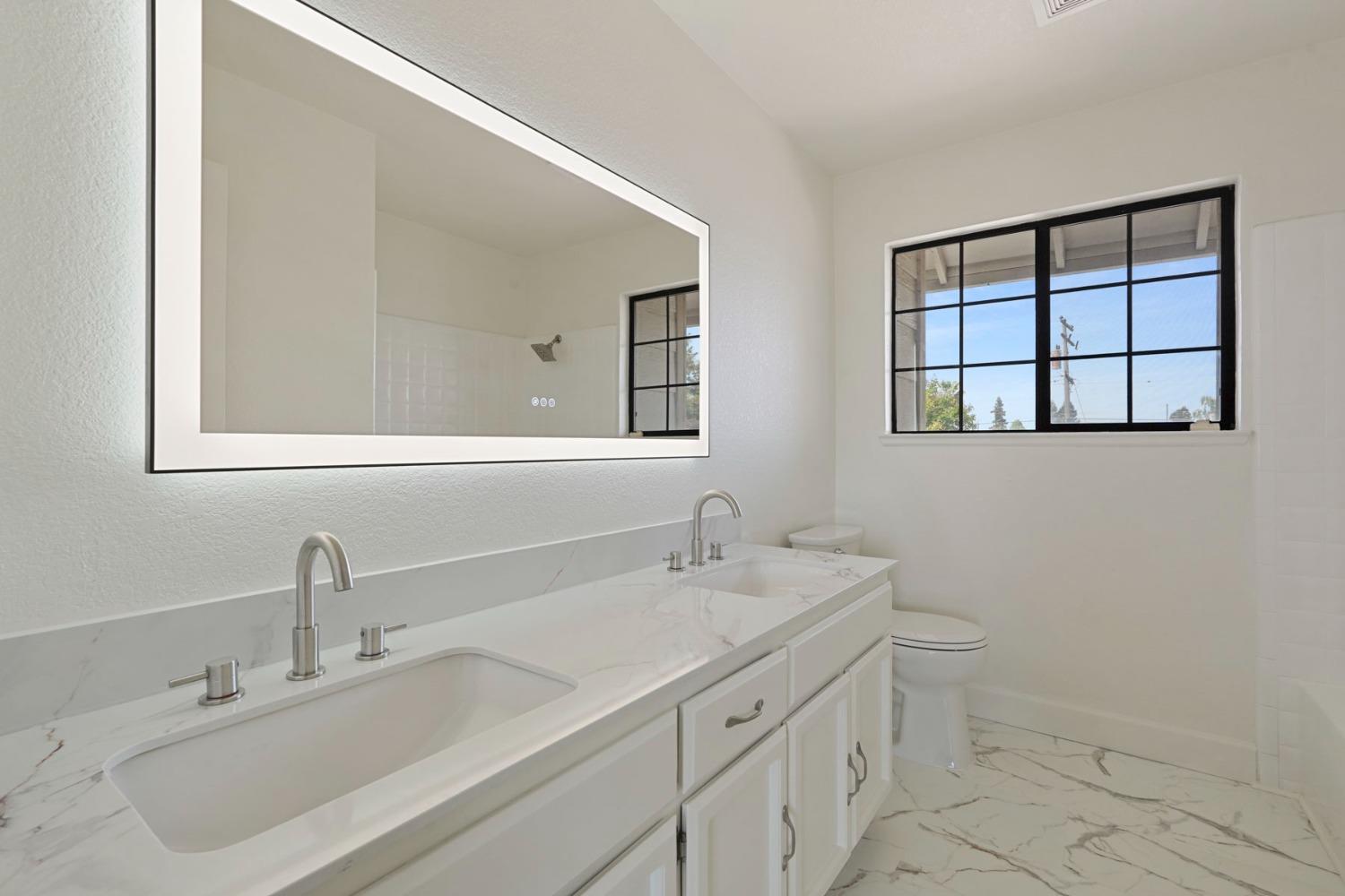 Woodbridge, California, 95258, United States, 3 Bedrooms Bedrooms, ,3 BathroomsBathrooms,Residential,For Sale,1786004