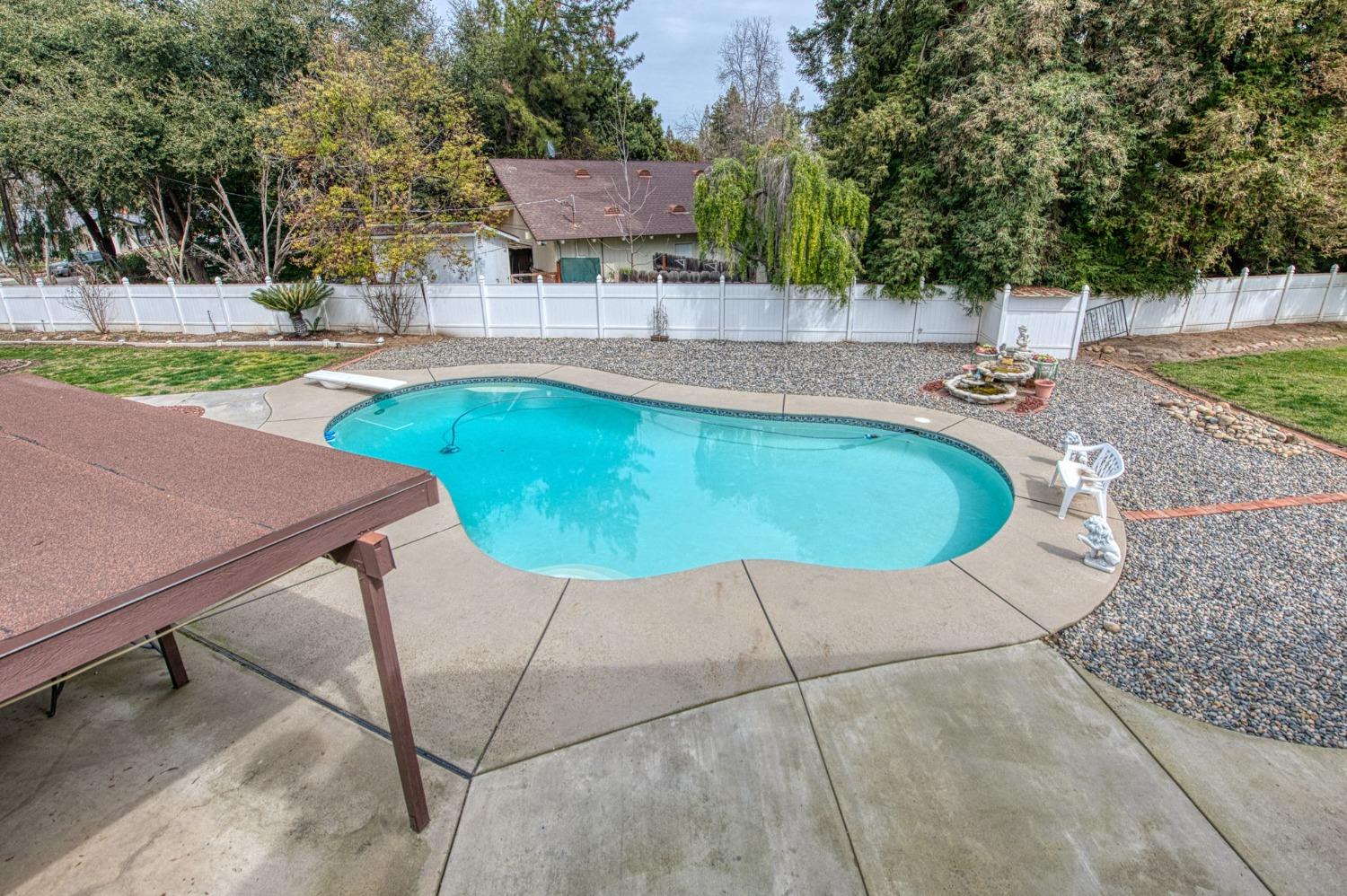 Sanger, California, 93657, United States, 4 Bedrooms Bedrooms, ,3 BathroomsBathrooms,Residential,For Sale,1897829