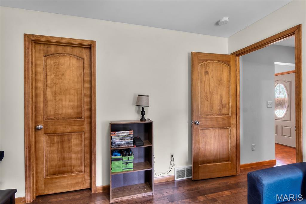 Scott City, Missouri, 63780, United States, ,Residential,For Sale,1976457