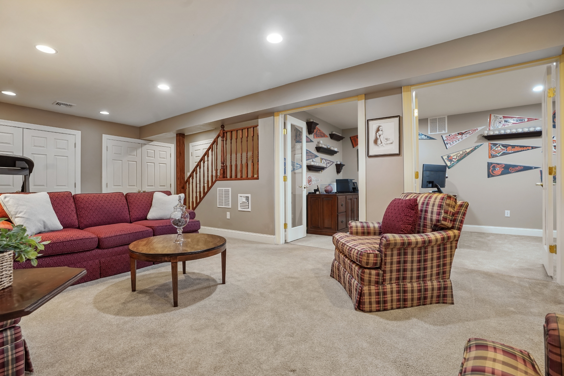  ?Staats Farm? Colonial Blends Classic Charm with Modern Updates - 物件實景