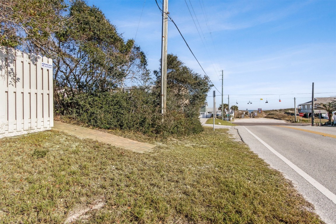 Fernandina Beach, Florida, 32034, United States, 3 Bedrooms Bedrooms, ,2 BathroomsBathrooms,Residential,For Sale,1935646