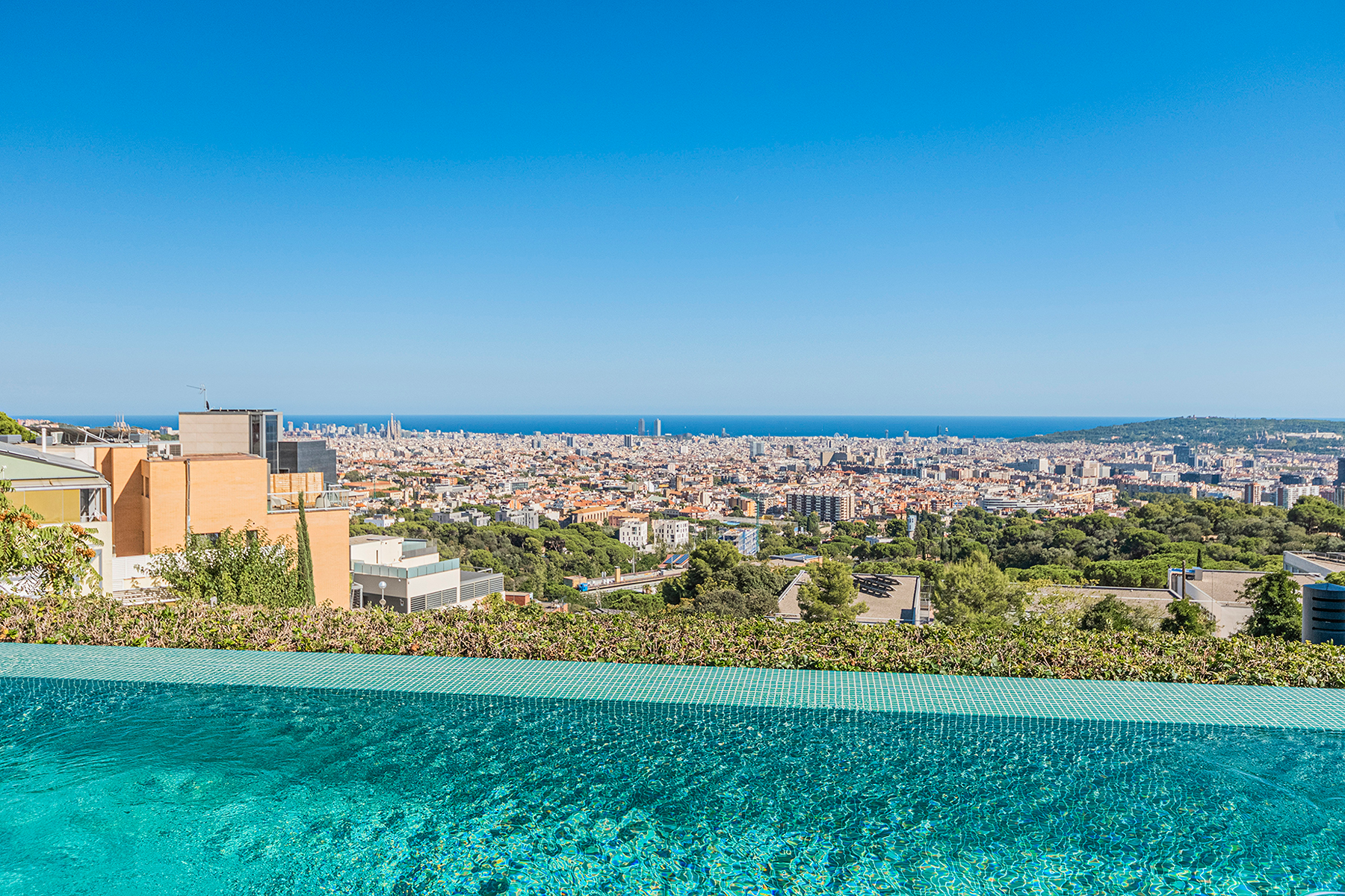  Exclusive luxury villa with spectacular panoramic views of Barcelona - 物件實景