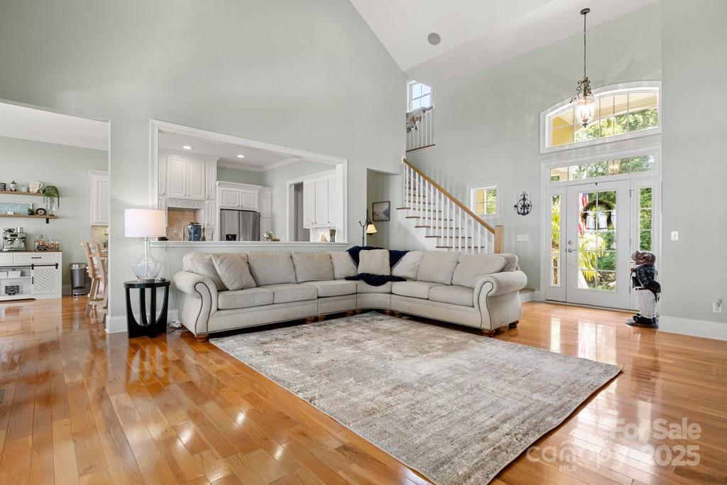 Liberty Hill, South Carolina, 29074, United States, 4 Bedrooms Bedrooms, ,5 BathroomsBathrooms,Residential,For Sale,1876148