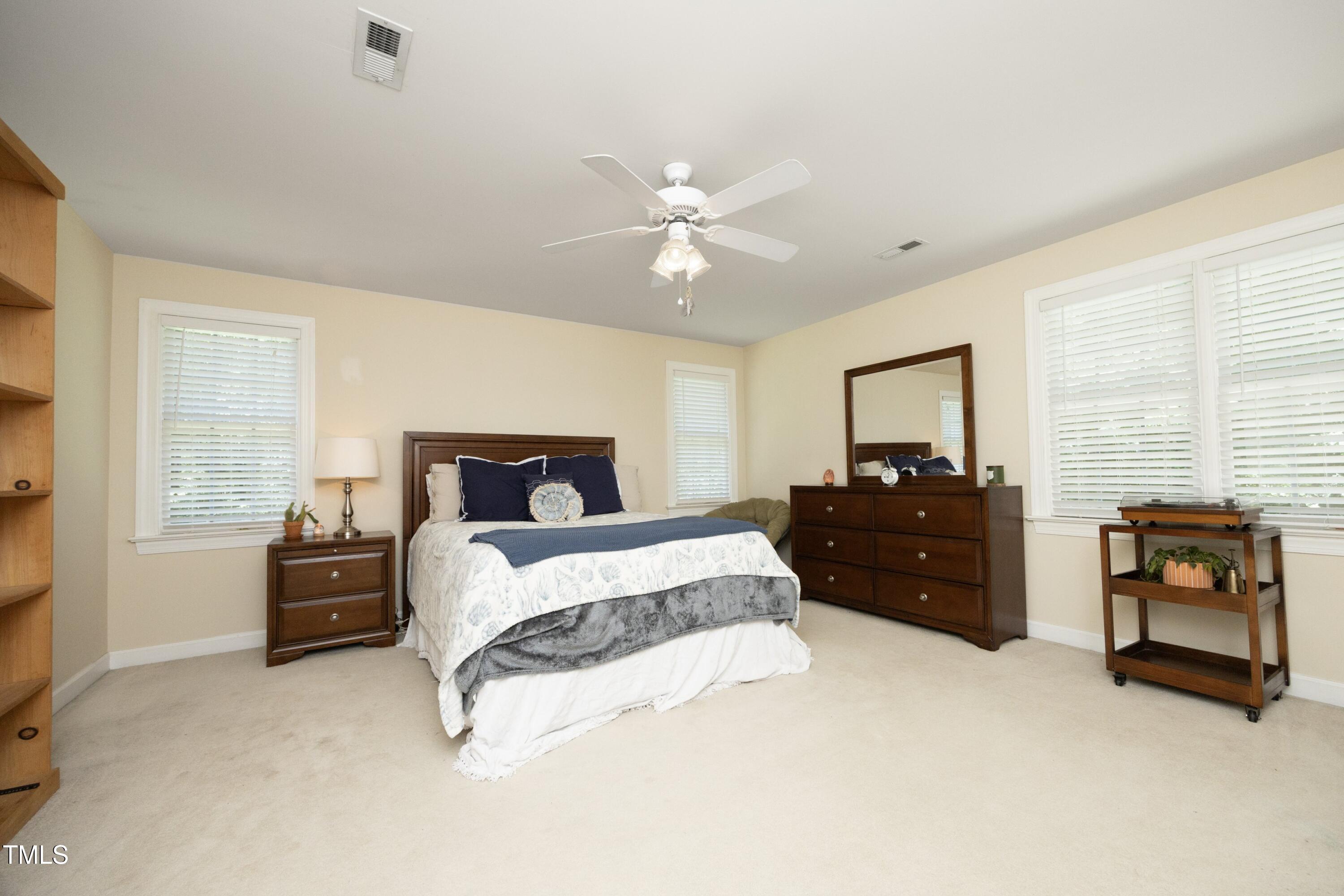 Wake Forest, North Carolina, 27587, United States, 3 Bedrooms Bedrooms, ,3 BathroomsBathrooms,Residential,For Sale,1903588