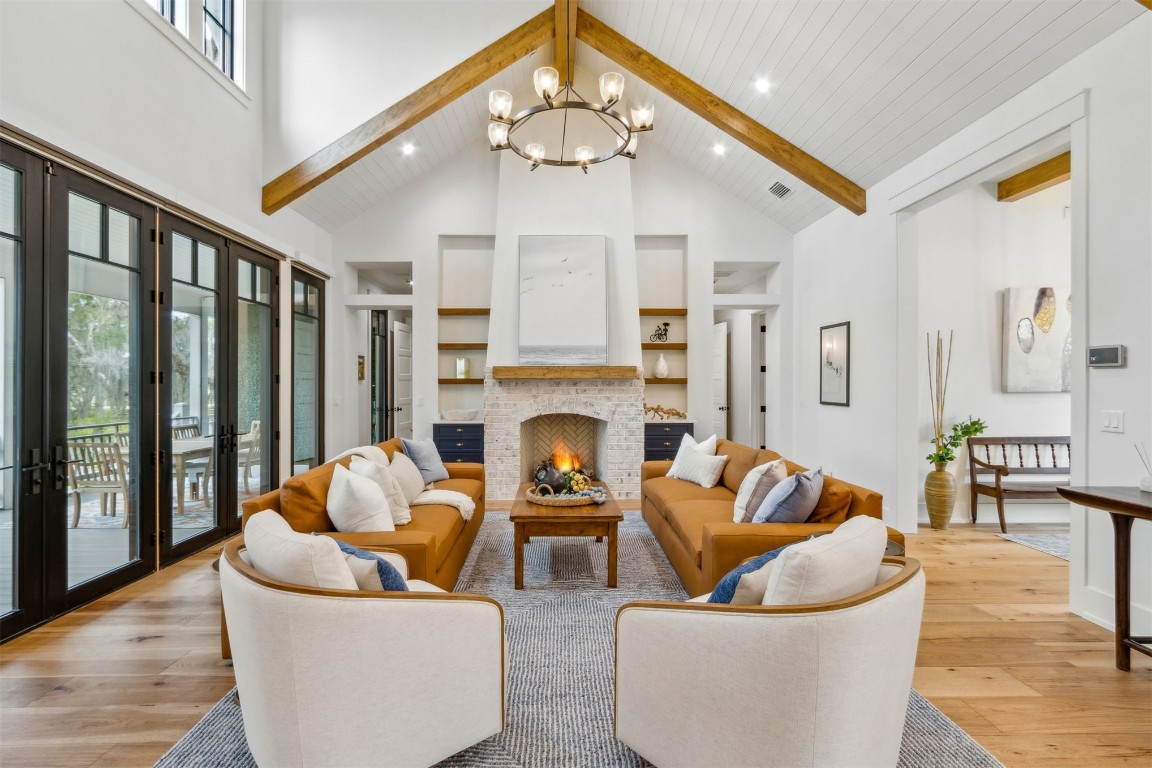 Fernandina Beach, Florida, 32034, United States, 5 Bedrooms Bedrooms, ,4 BathroomsBathrooms,Residential,For Sale,1825934