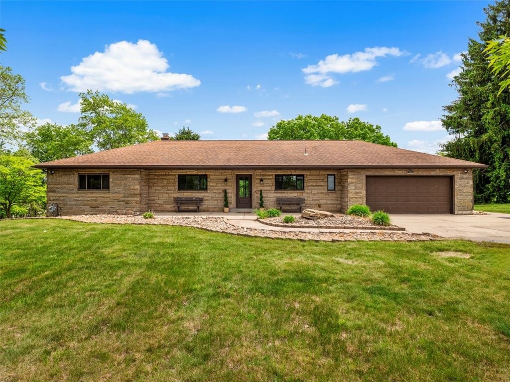 Center Twp, Pennsylvania, 15061, United States, 3 Bedrooms Bedrooms, ,3 BathroomsBathrooms,Residential,For Sale,1883463