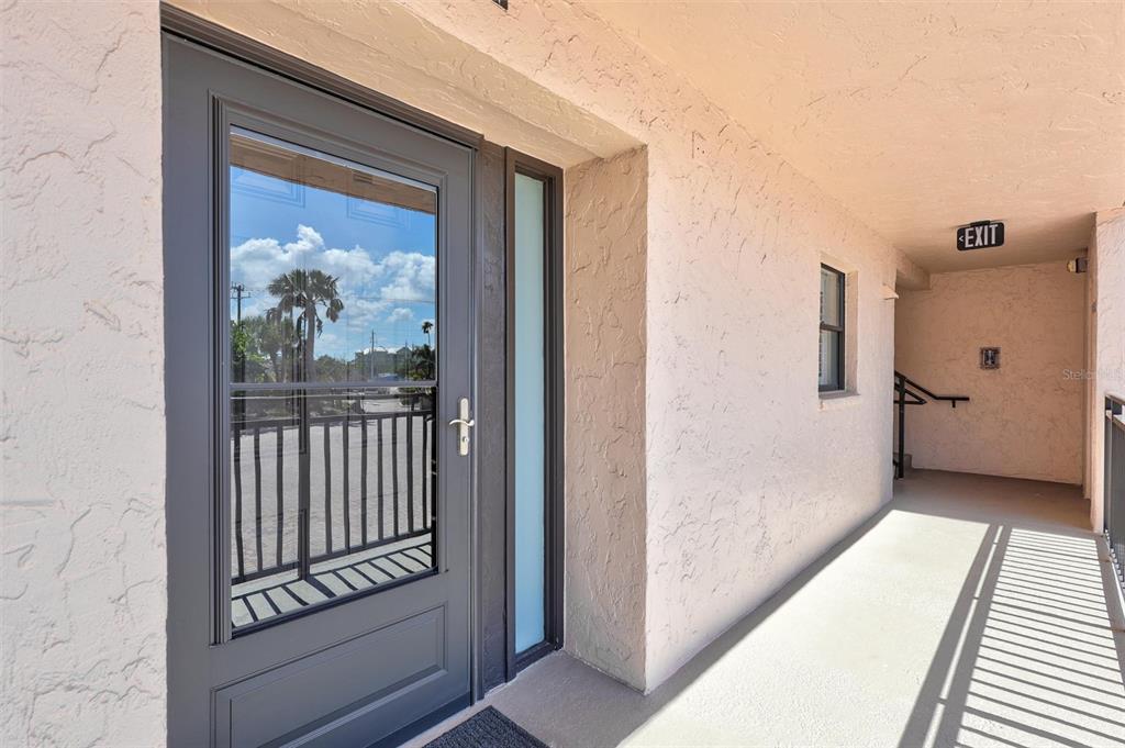 Sarasota, Florida, 34242, United States, 2 Bedrooms Bedrooms, ,2 BathroomsBathrooms,Residential,For Sale,1895415