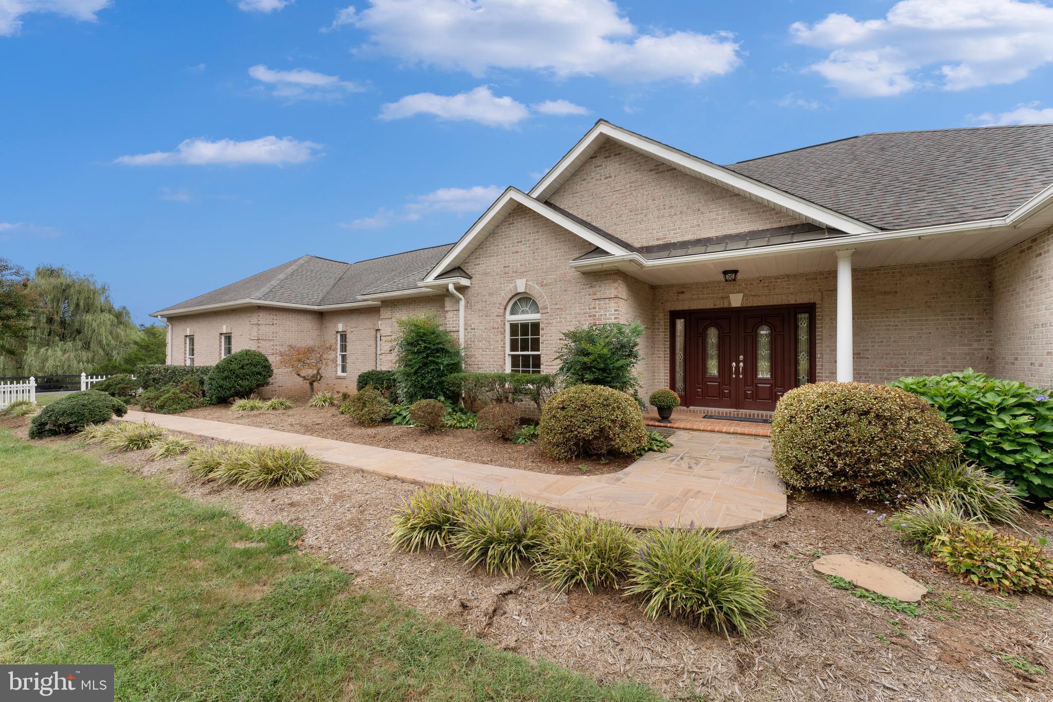 Reva, Virginia, 22735, United States, 4 Bedrooms Bedrooms, ,4 BathroomsBathrooms,Residential,For Sale,1983149